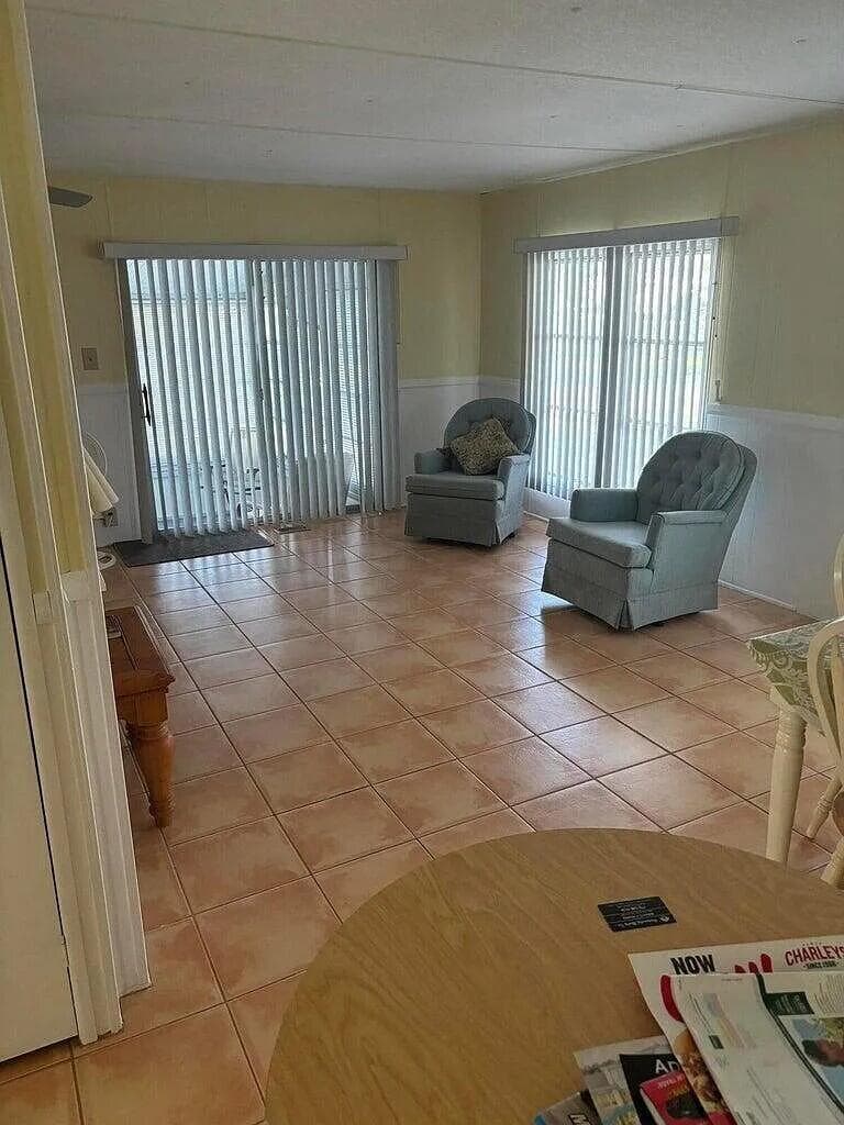 86 El Camino Real Port St. Lucie FL 34952 — thumbnail 5 of 12