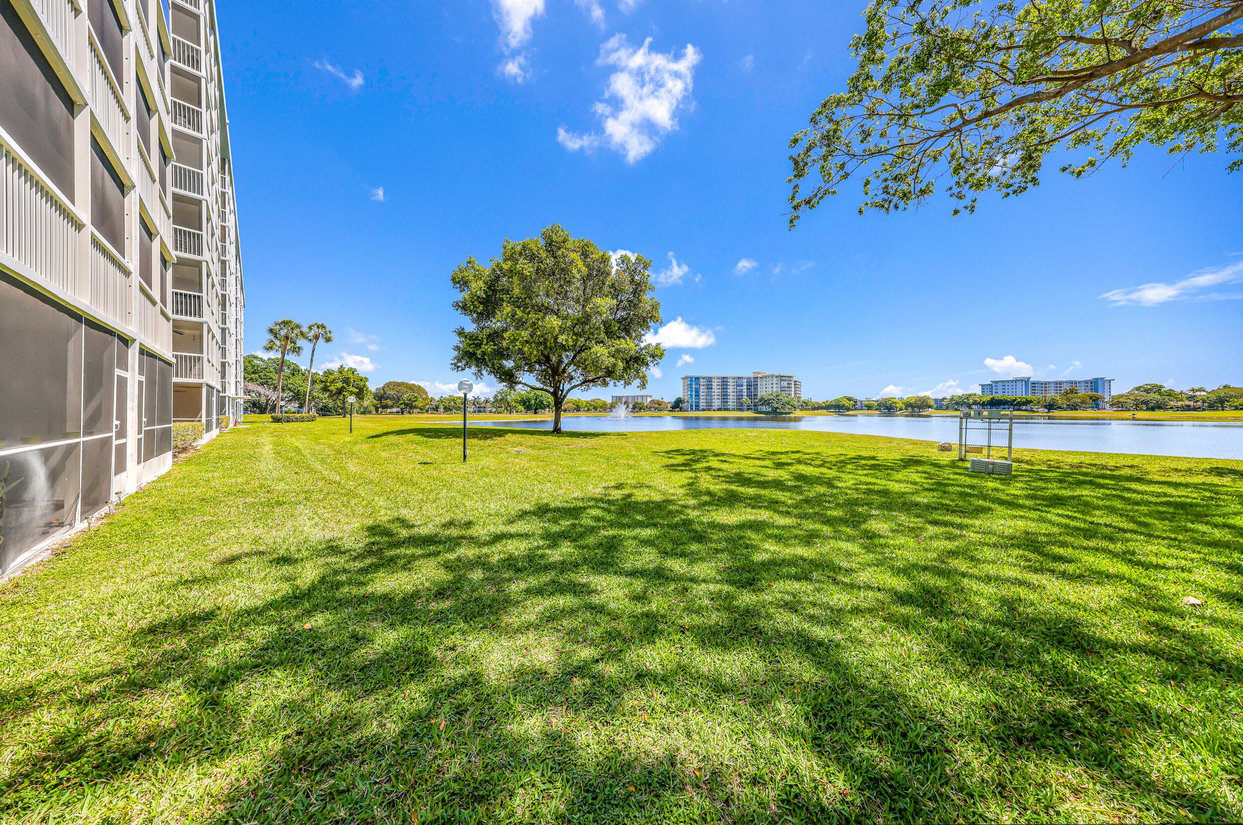 3091 Course #102 Pompano Beach FL 33069 — thumbnail 15 of 20