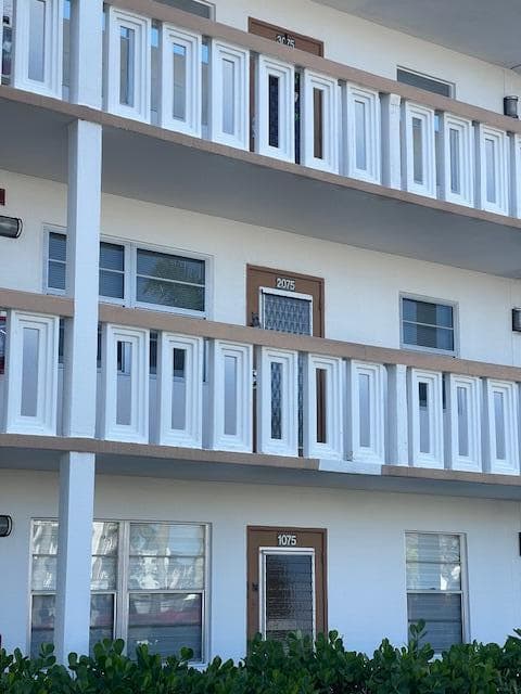 2075 Cornwall D #2075 Boca Raton FL 33434 — thumbnail 32 of 33