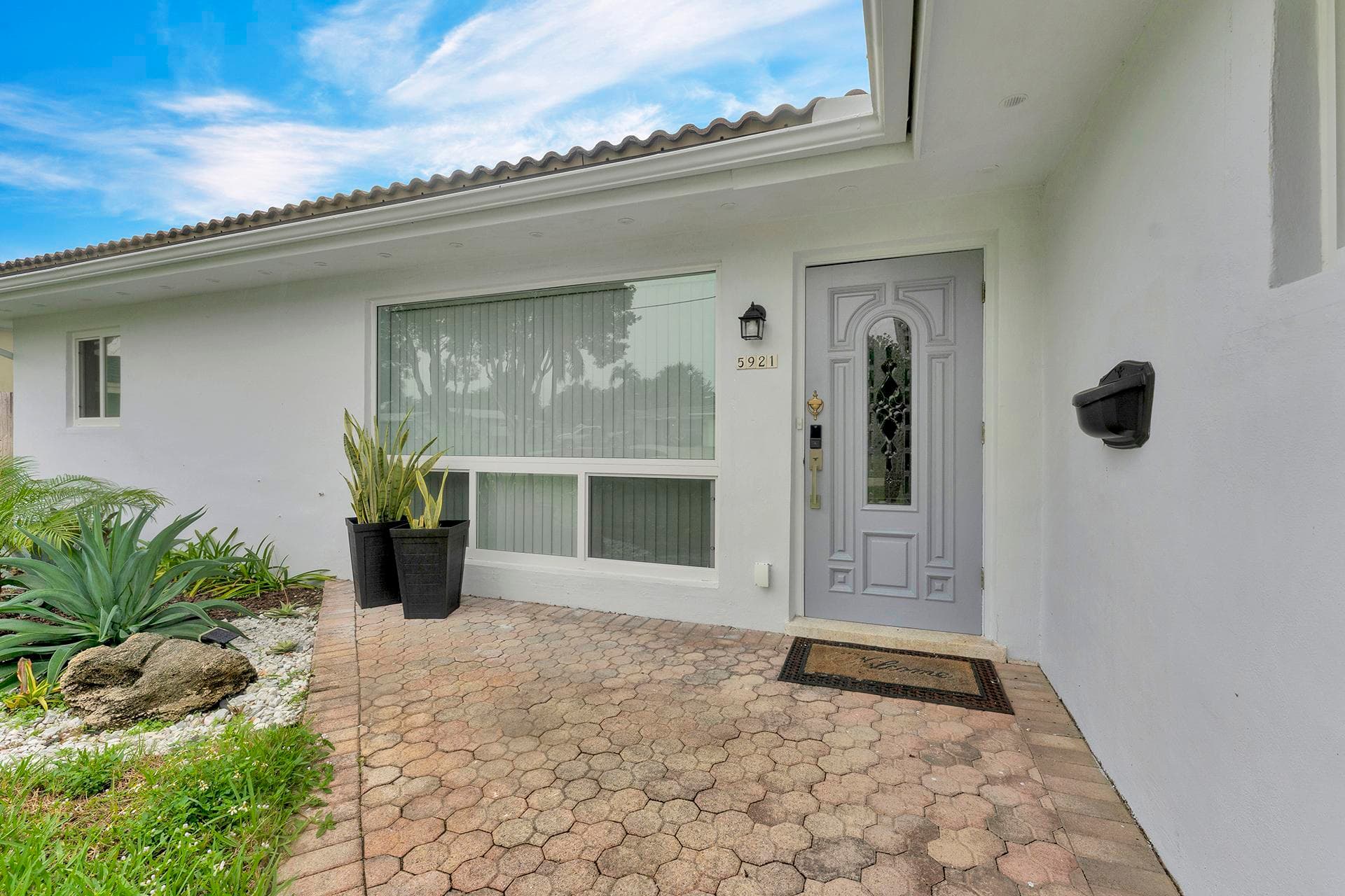 5921 15th Fort Lauderdale FL 33334 — thumbnail 5 of 49