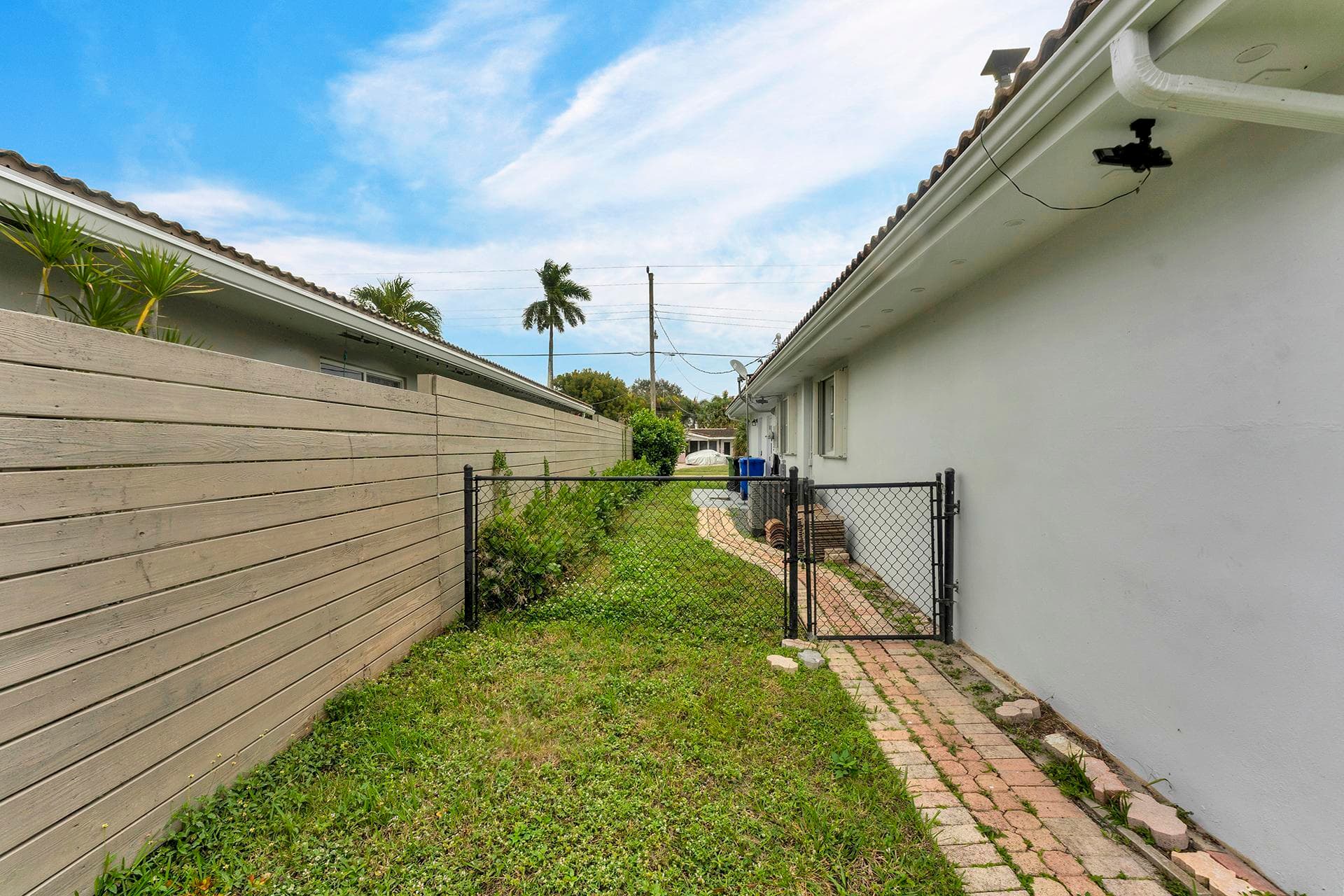 5921 15th Fort Lauderdale FL 33334 — thumbnail 36 of 49