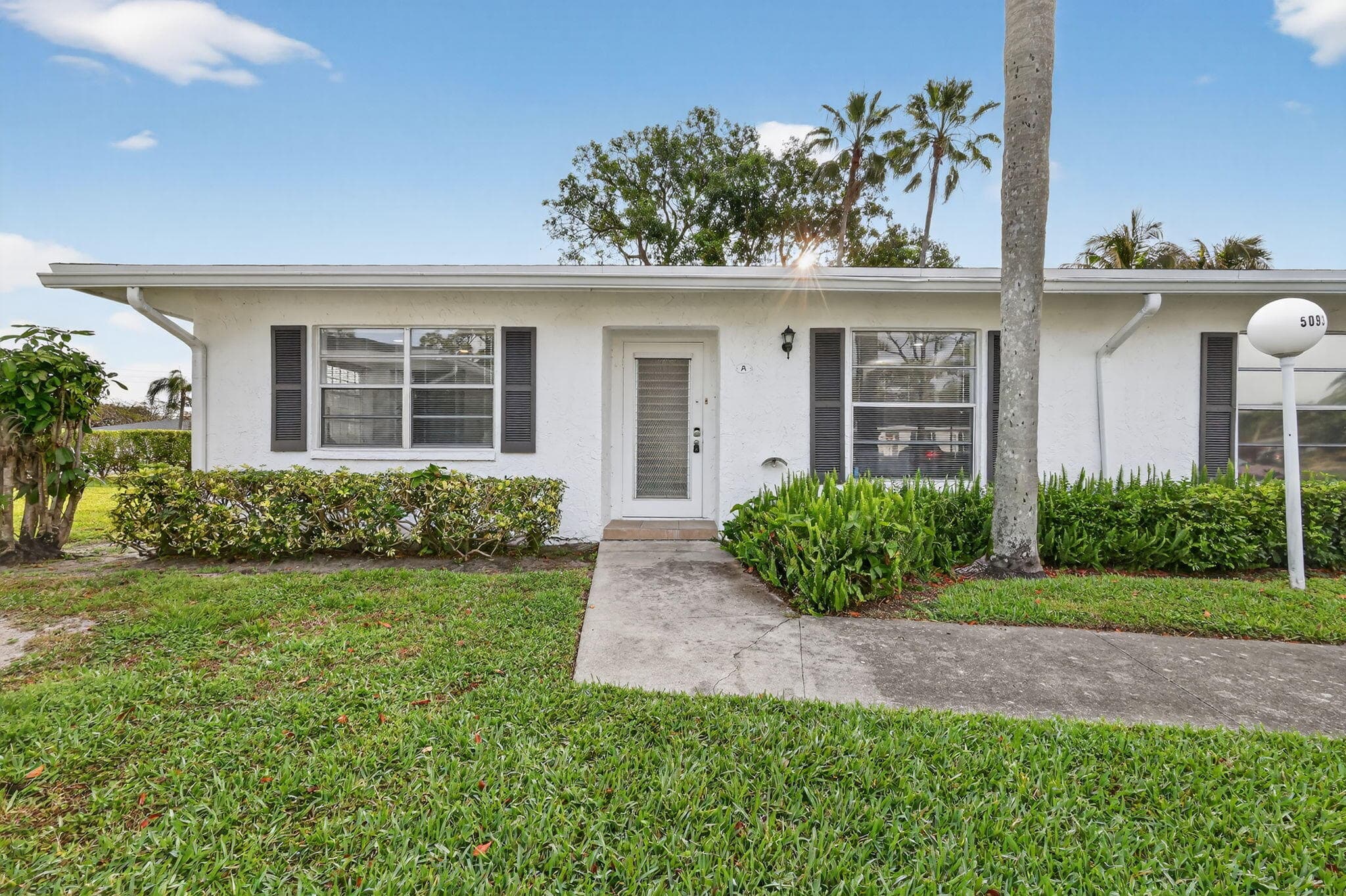 5093 Privet #A-1 Delray Beach FL 33484 — thumbnail 3 of 55