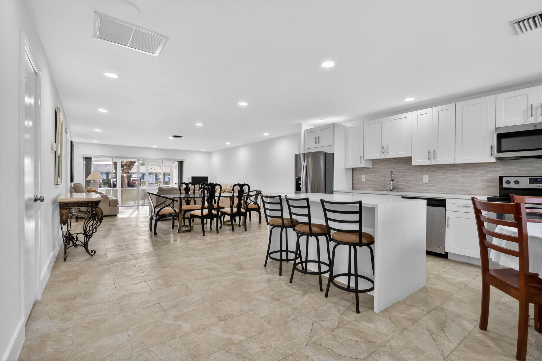5093 Privet #A-1 Delray Beach FL 33484 — thumbnail 5 of 55