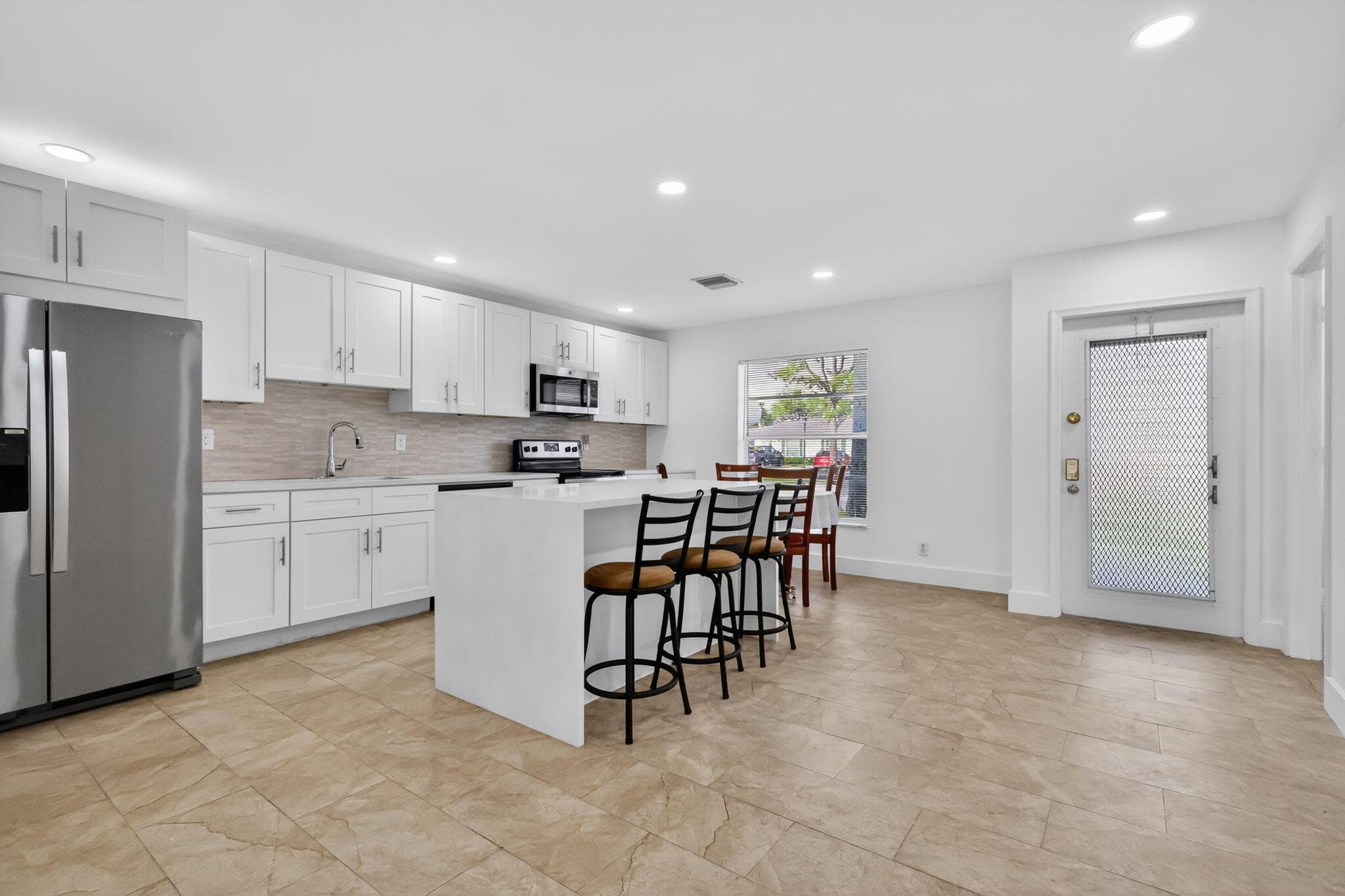 5093 Privet #A-1 Delray Beach FL 33484 — thumbnail 7 of 55