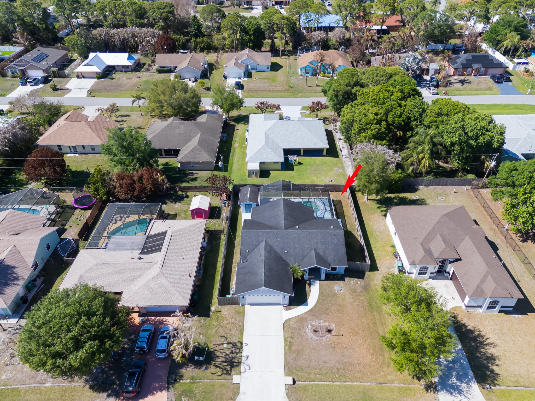 471 Ron Rico Port St. Lucie FL 34983 — thumbnail 4 of 33