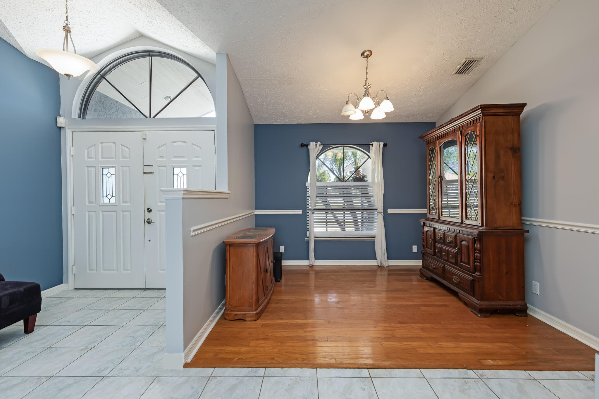 471 Ron Rico Port St. Lucie FL 34983 — thumbnail 7 of 33
