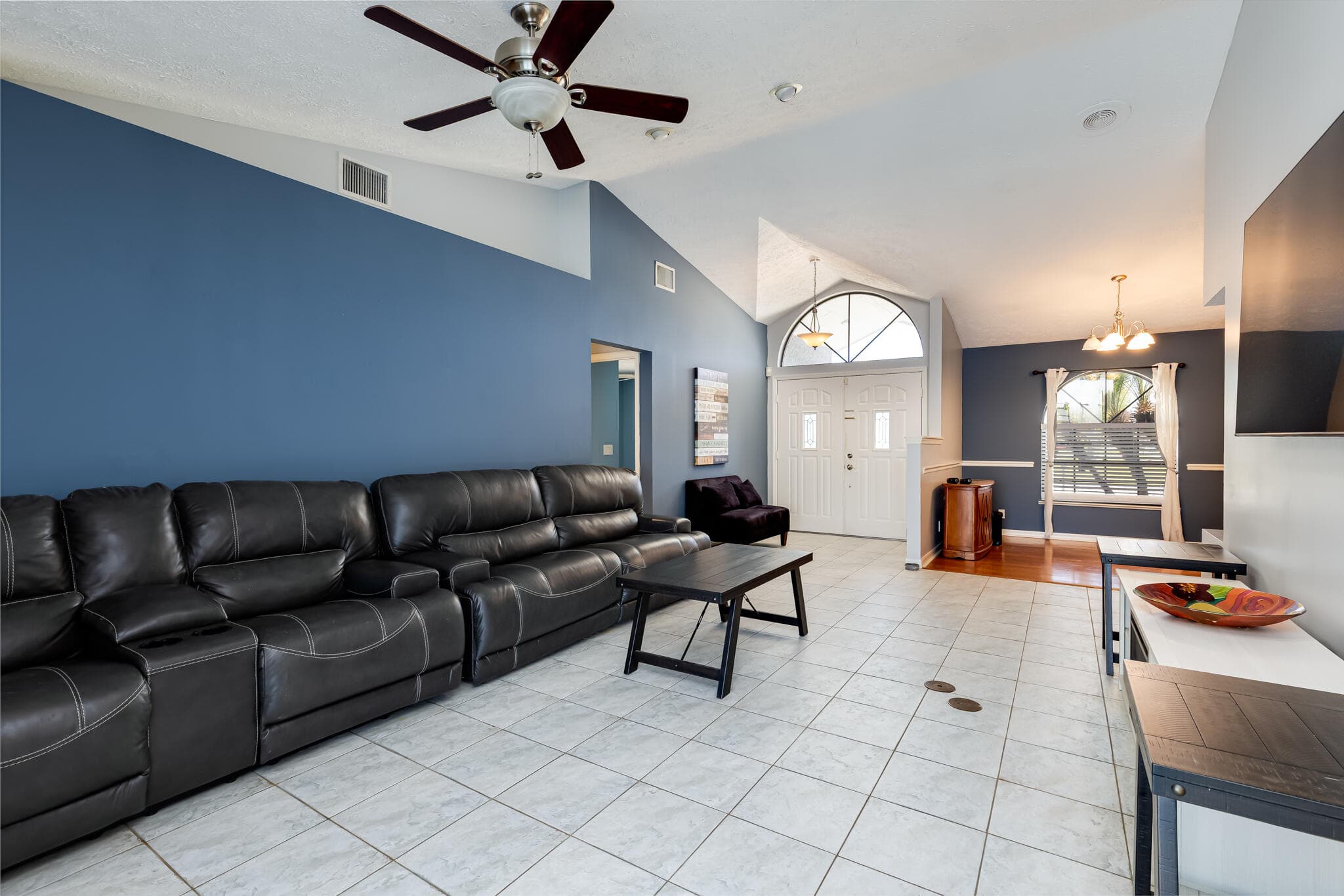 471 Ron Rico Port St. Lucie FL 34983 — thumbnail 9 of 33