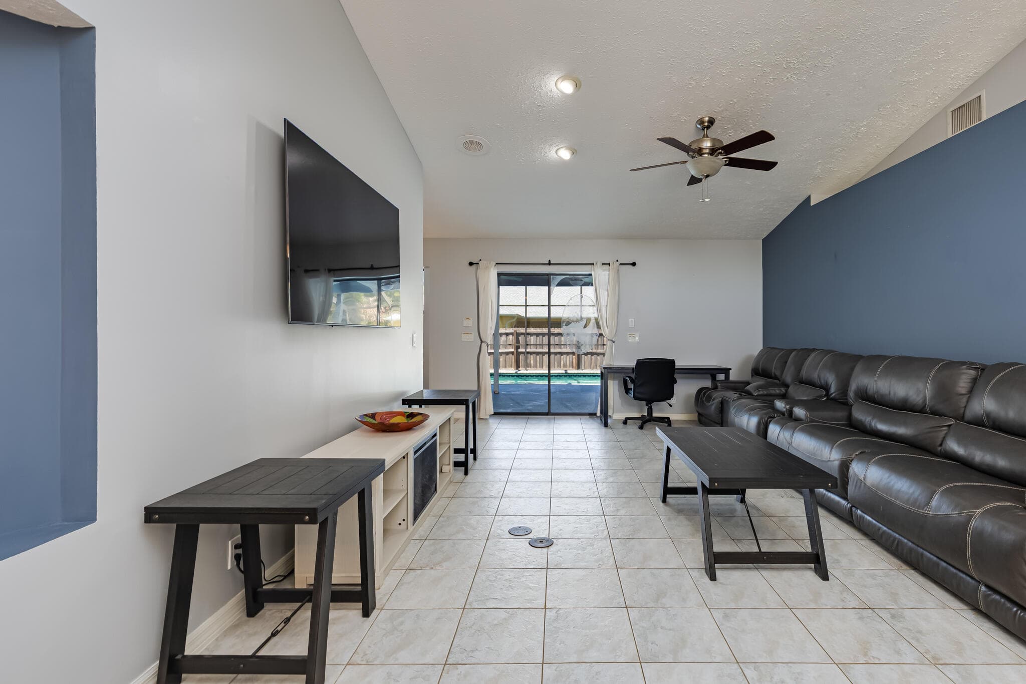 471 Ron Rico Port St. Lucie FL 34983 — thumbnail 10 of 33