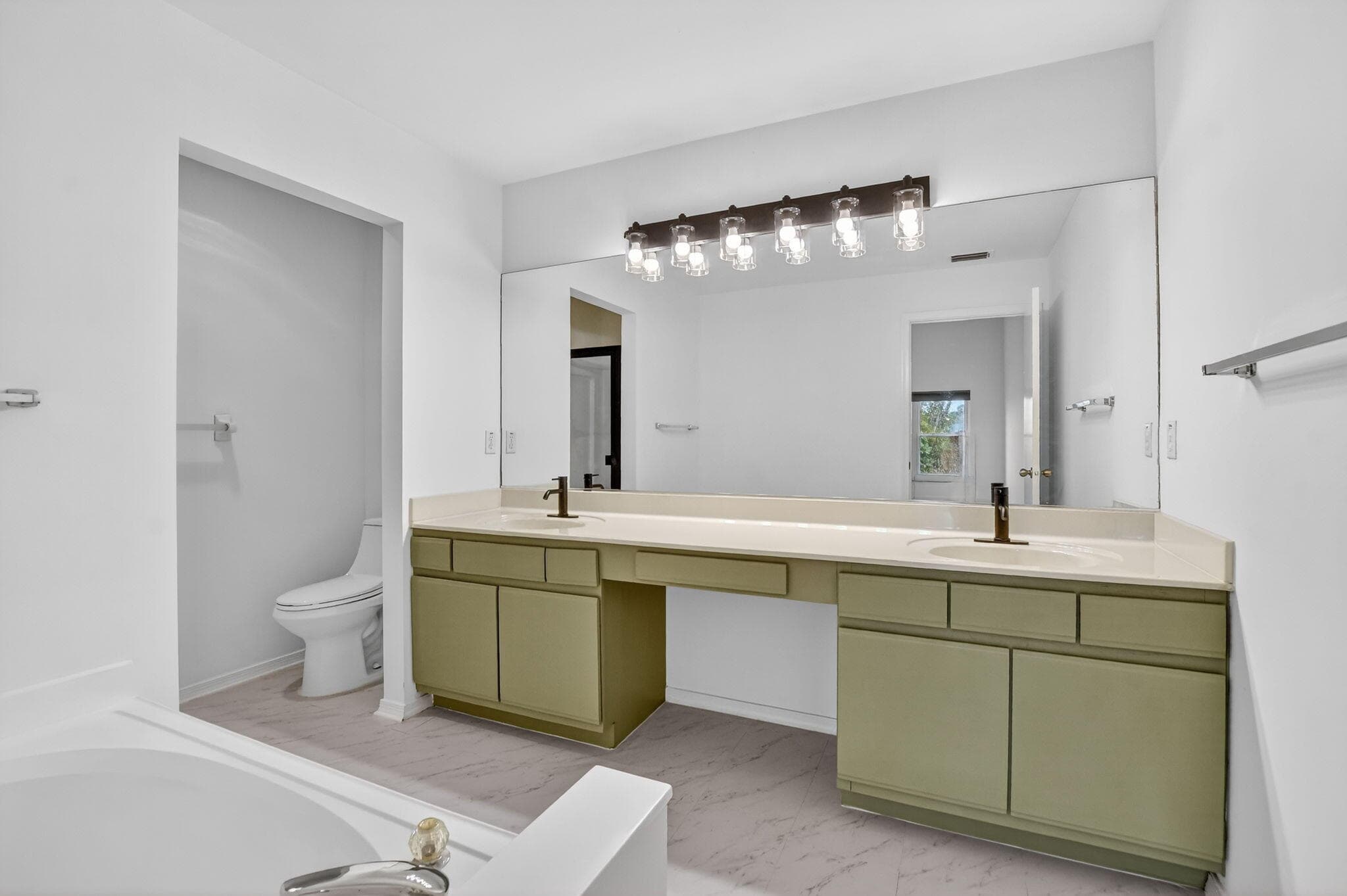 22608 Middletown Boca Raton FL 33428 — thumbnail 19 of 38
