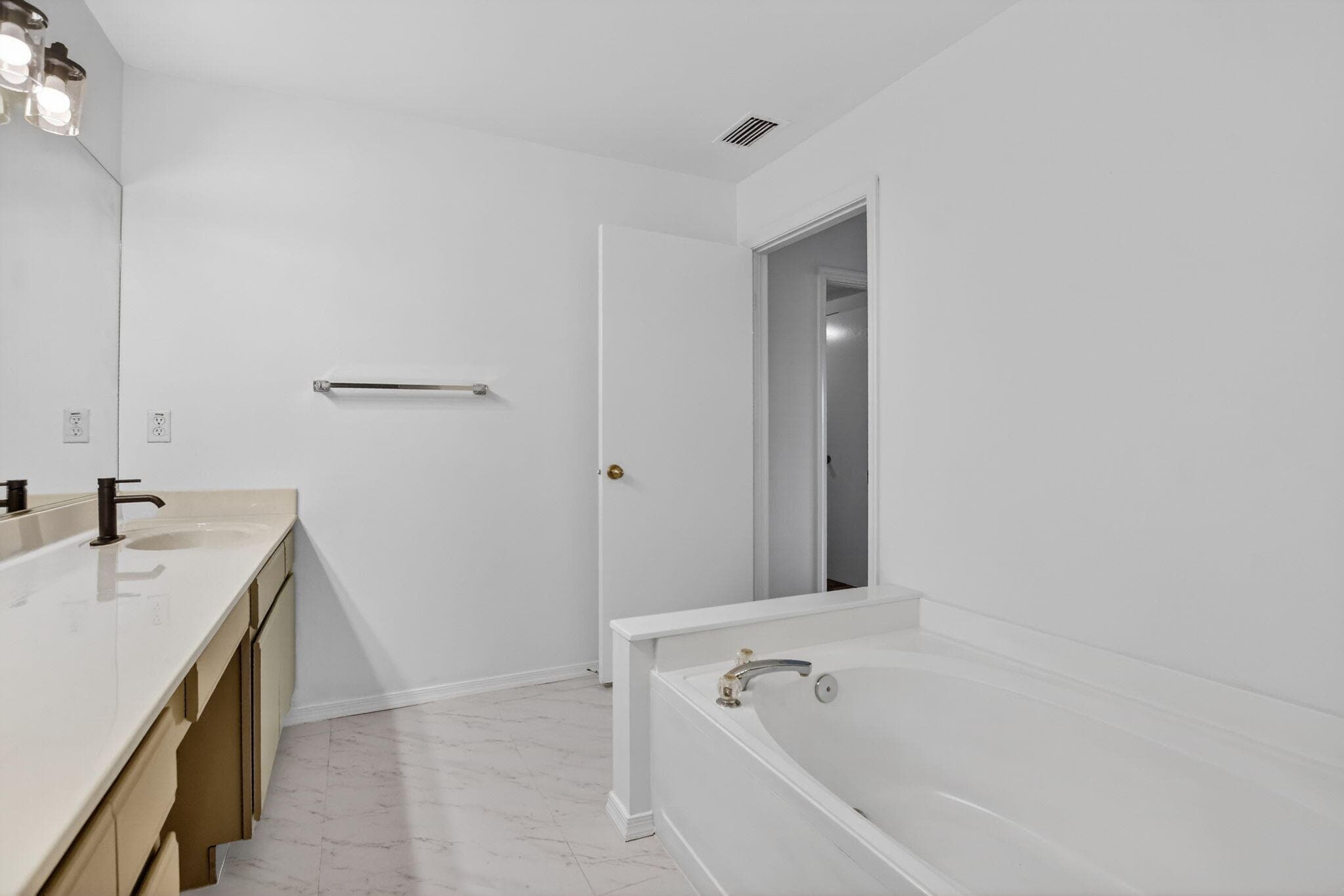 22608 Middletown Boca Raton FL 33428 — thumbnail 20 of 38