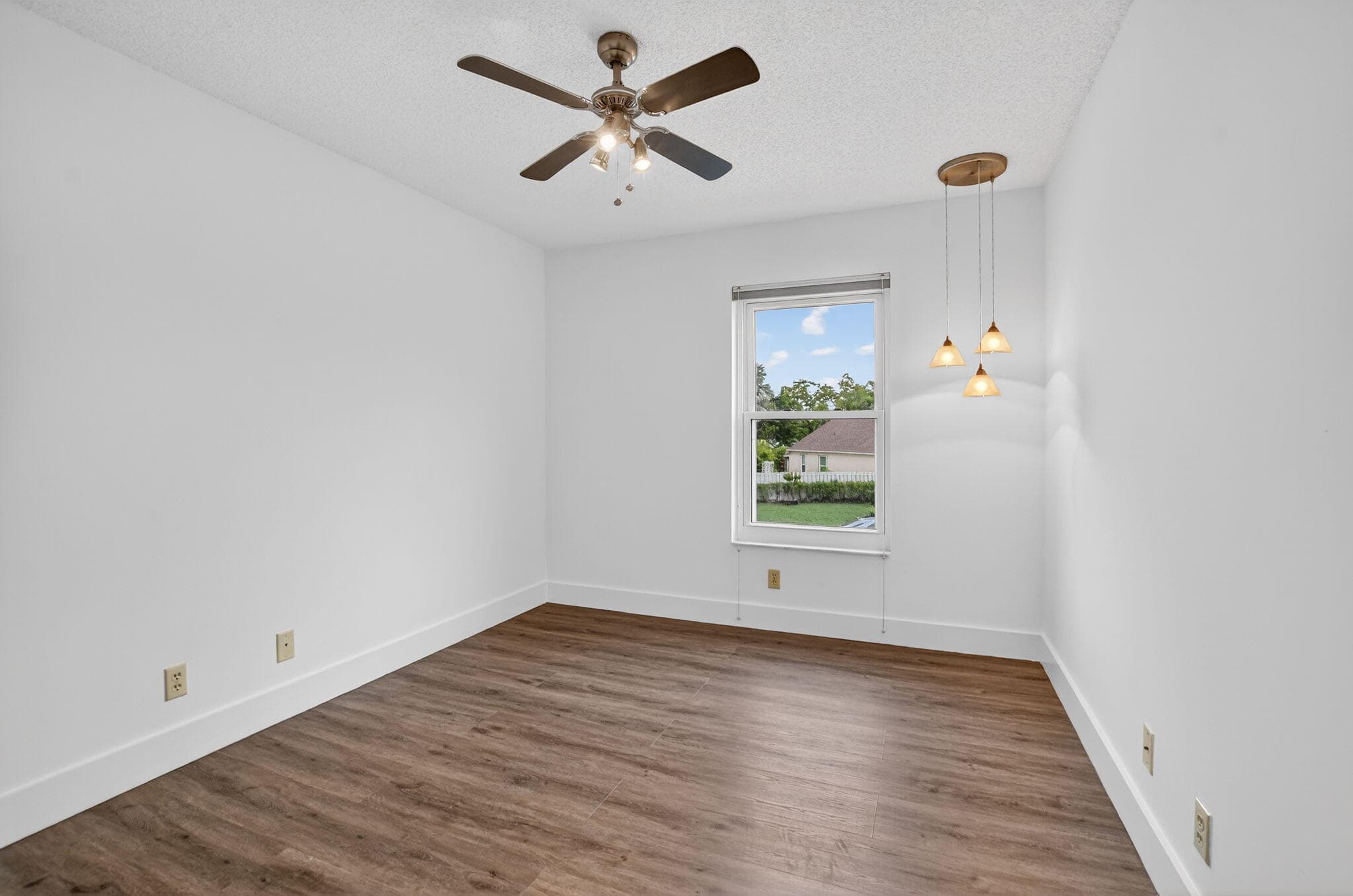 22608 Middletown Boca Raton FL 33428 — thumbnail 25 of 38