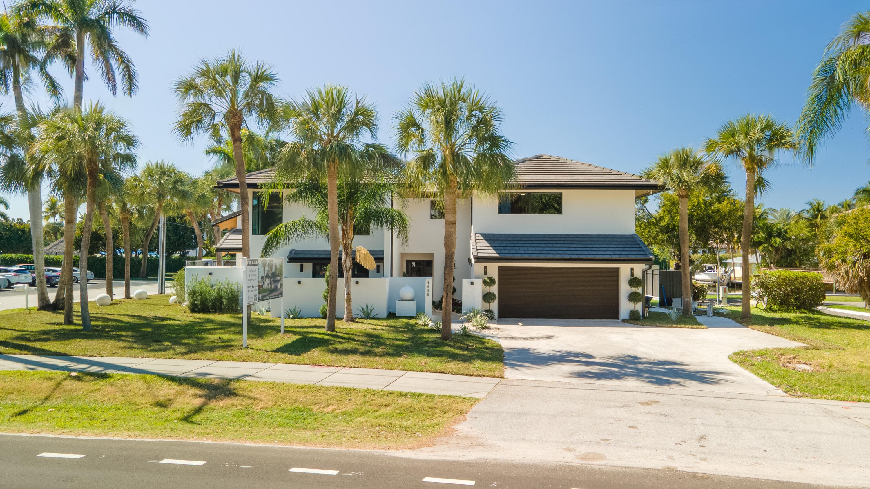 1690 Ocean Delray Beach FL 33483 — thumbnail 3 of 48