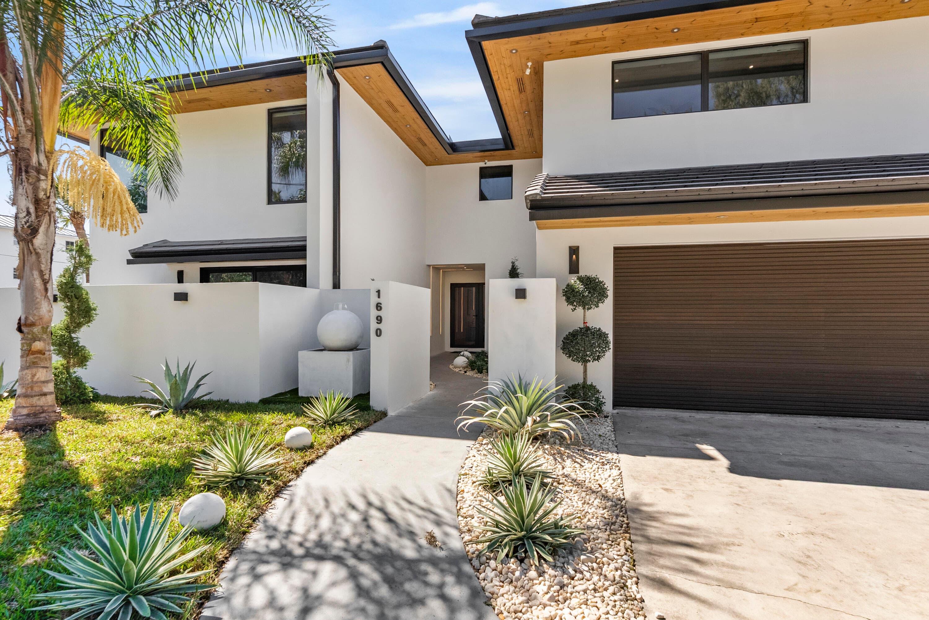 1690 Ocean Delray Beach FL 33483 — thumbnail 37 of 48