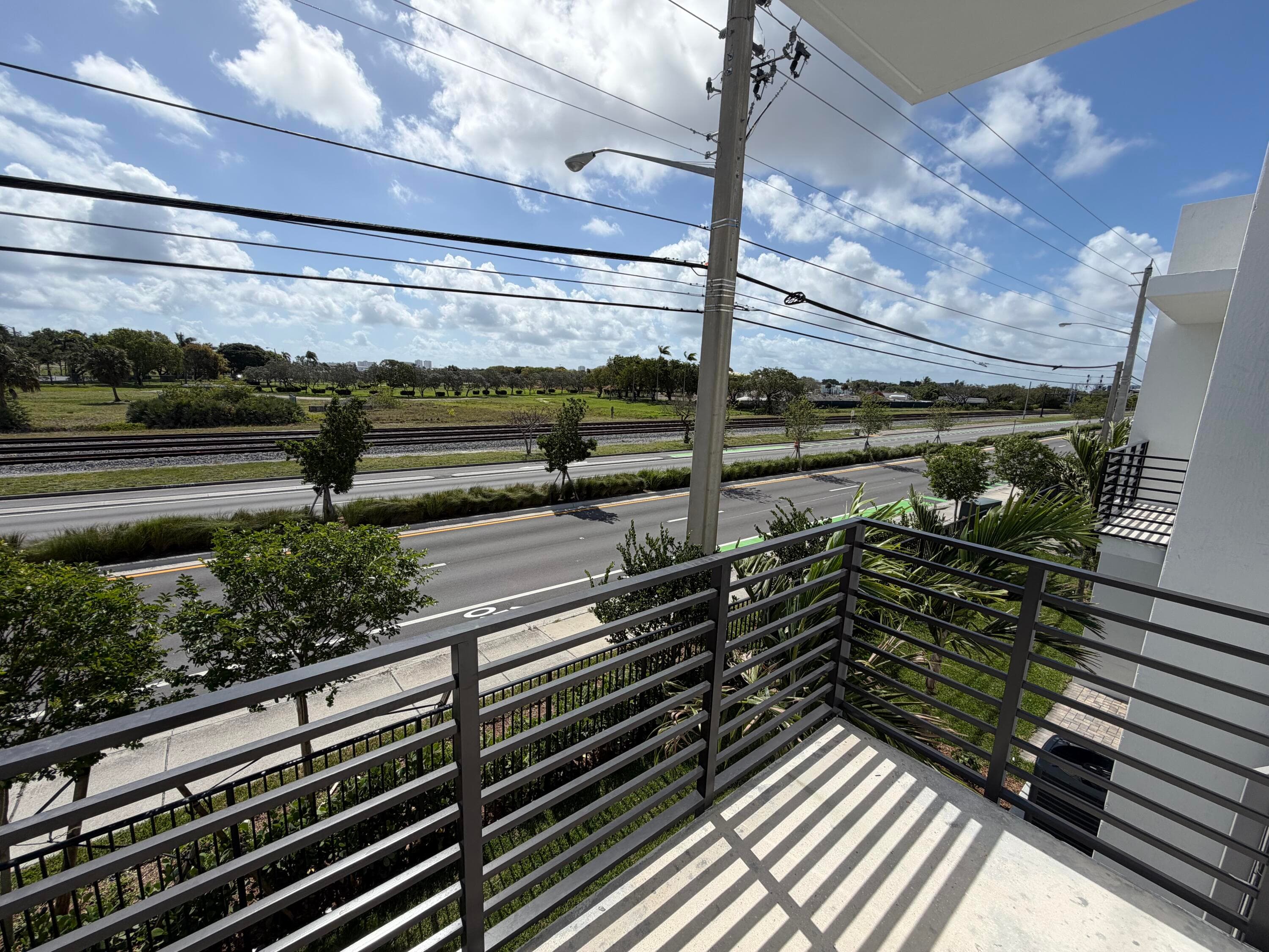 1546 1st Pompano Beach FL 33060 — thumbnail 28 of 28