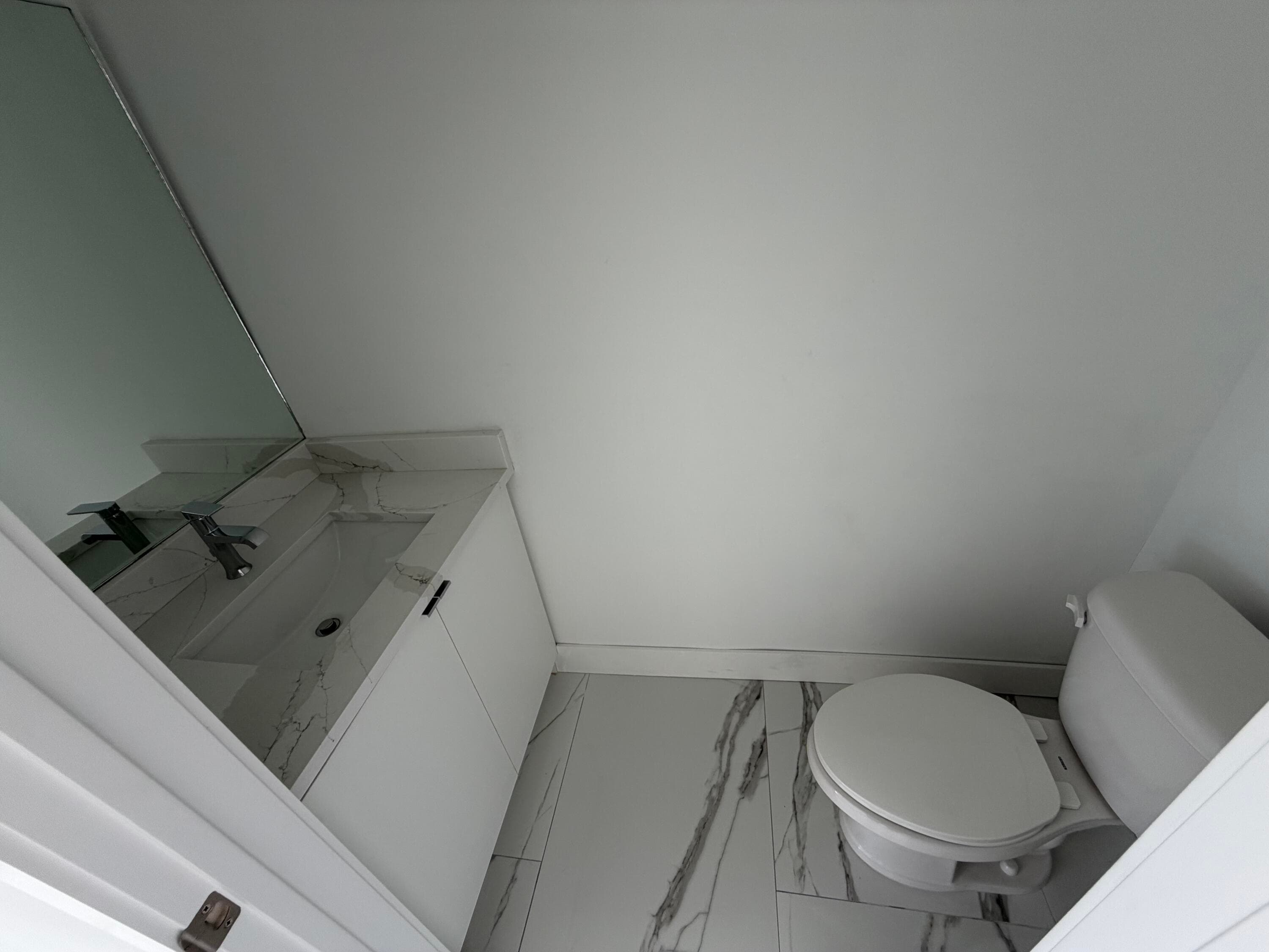 1544 1st Pompano Beach FL 33060 — thumbnail 8 of 24