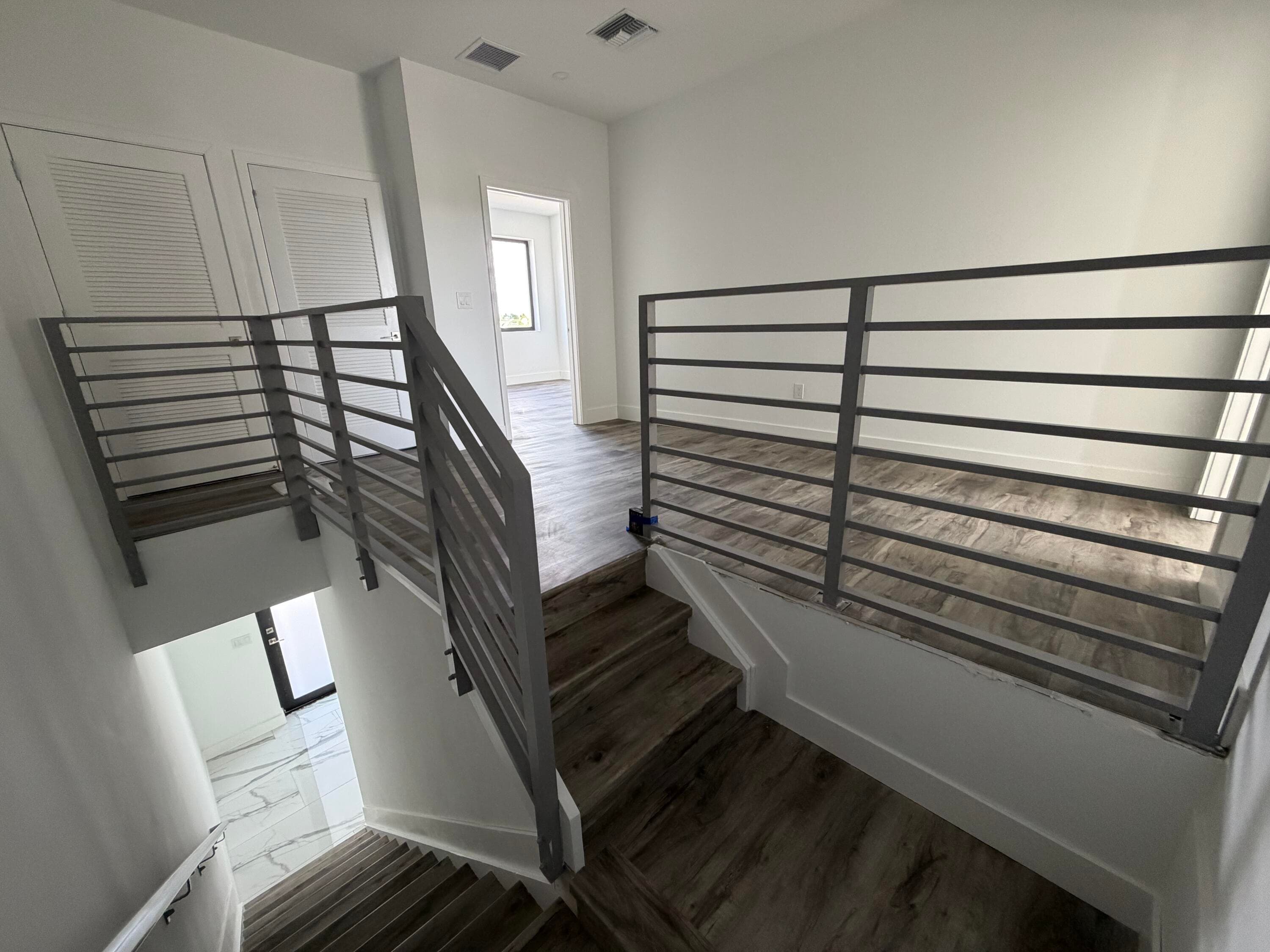 1544 1st Pompano Beach FL 33060 — thumbnail 9 of 24