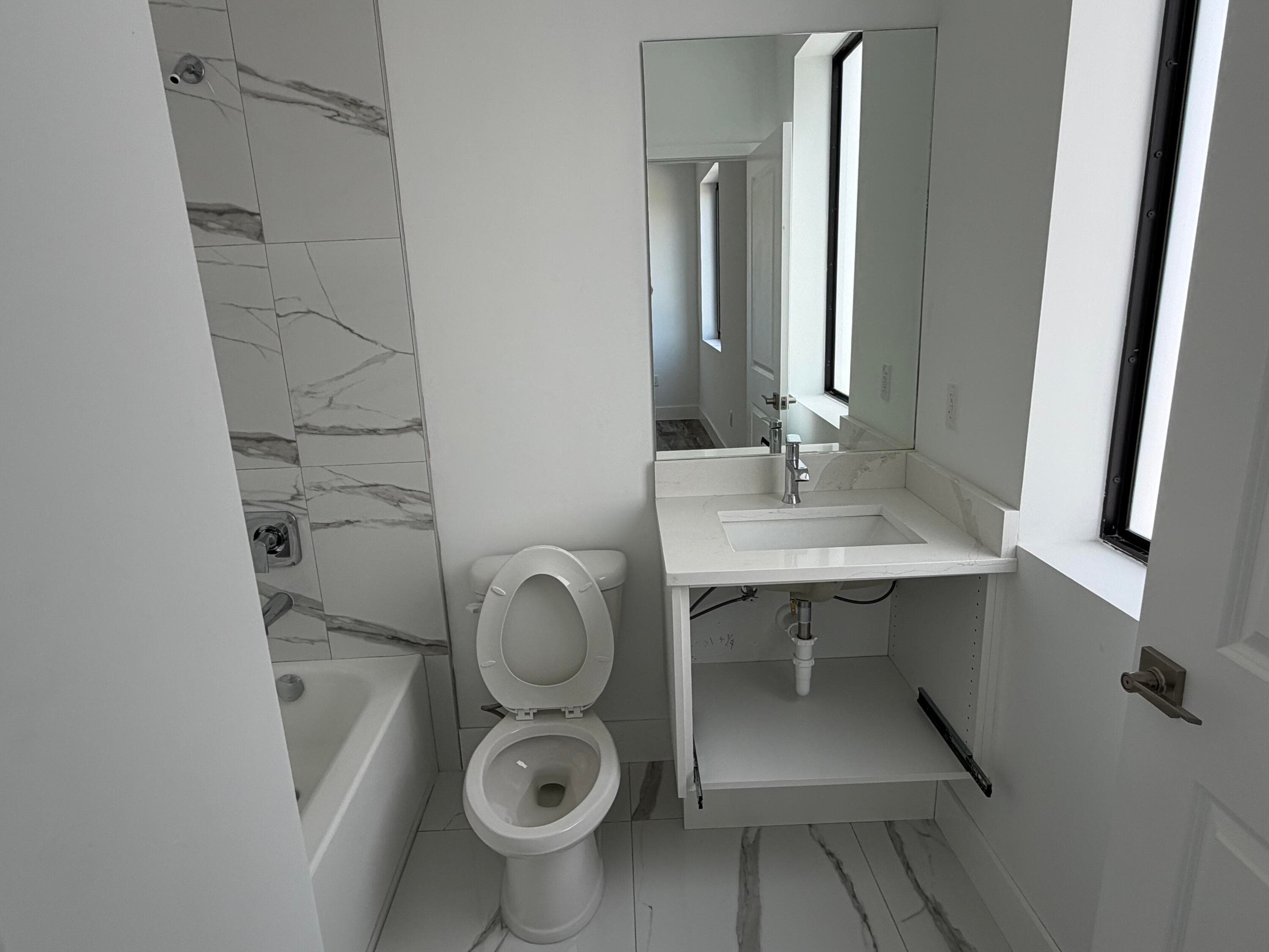 1544 1st Pompano Beach FL 33060 — thumbnail 14 of 24