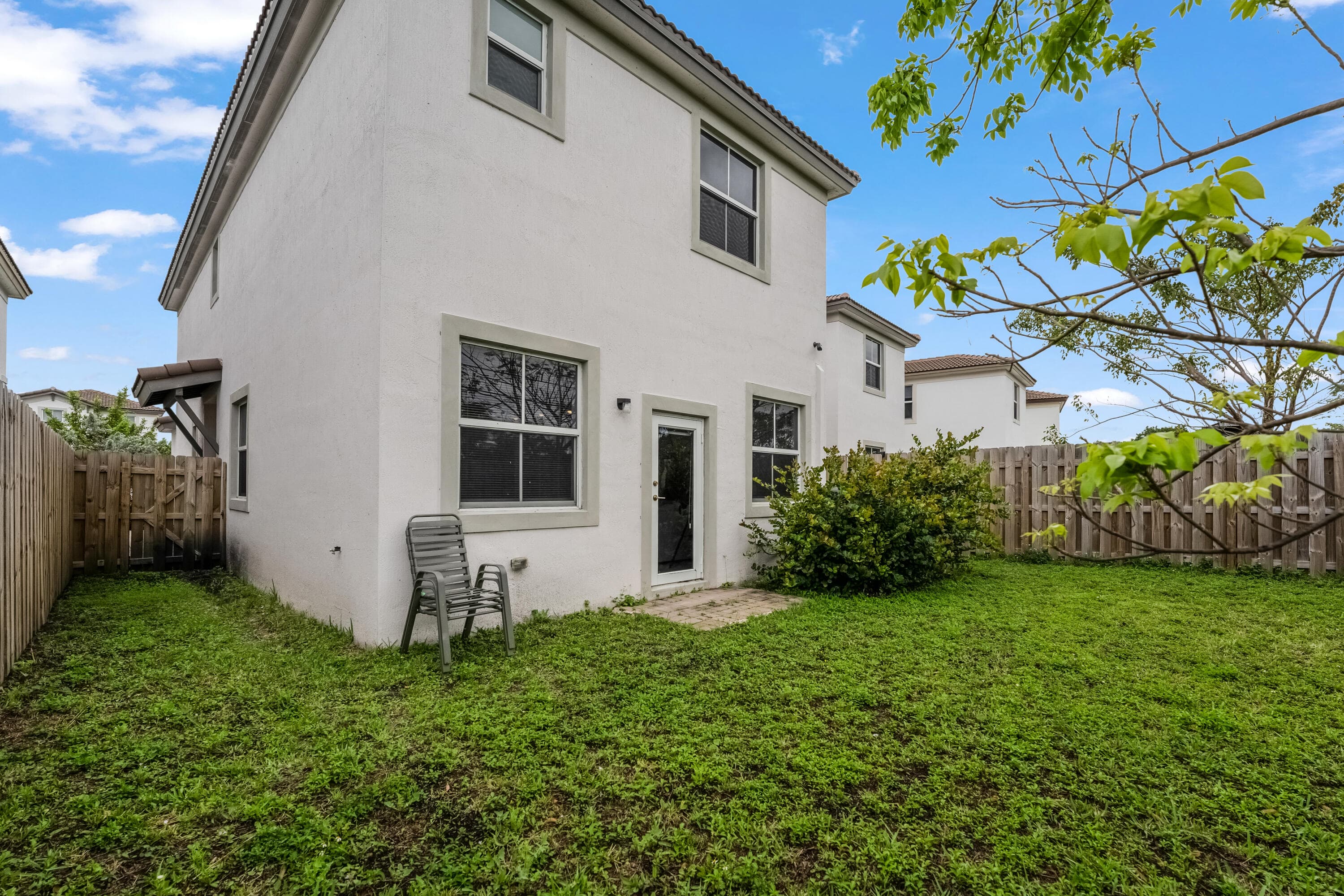2409 131st Miami FL 33167 — thumbnail 20 of 26