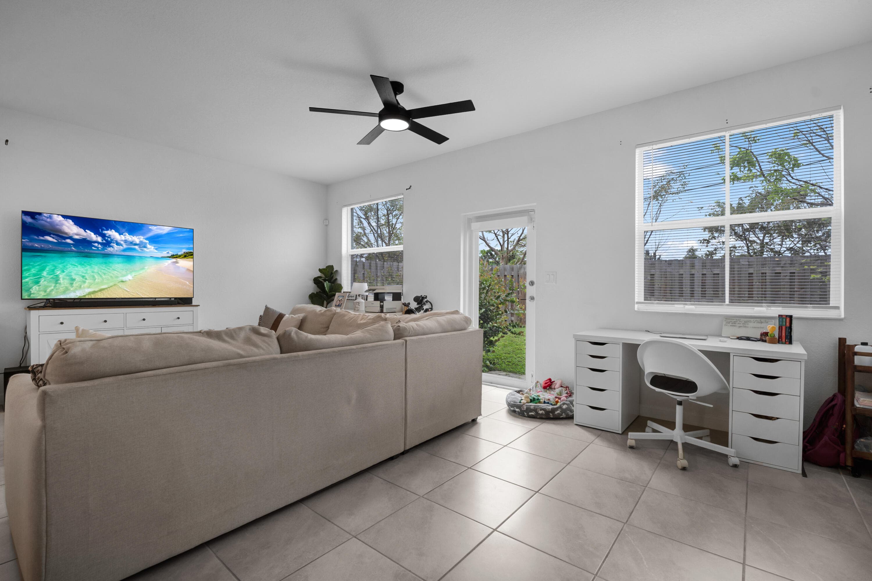 2409 131st Miami FL 33167 — thumbnail 8 of 26