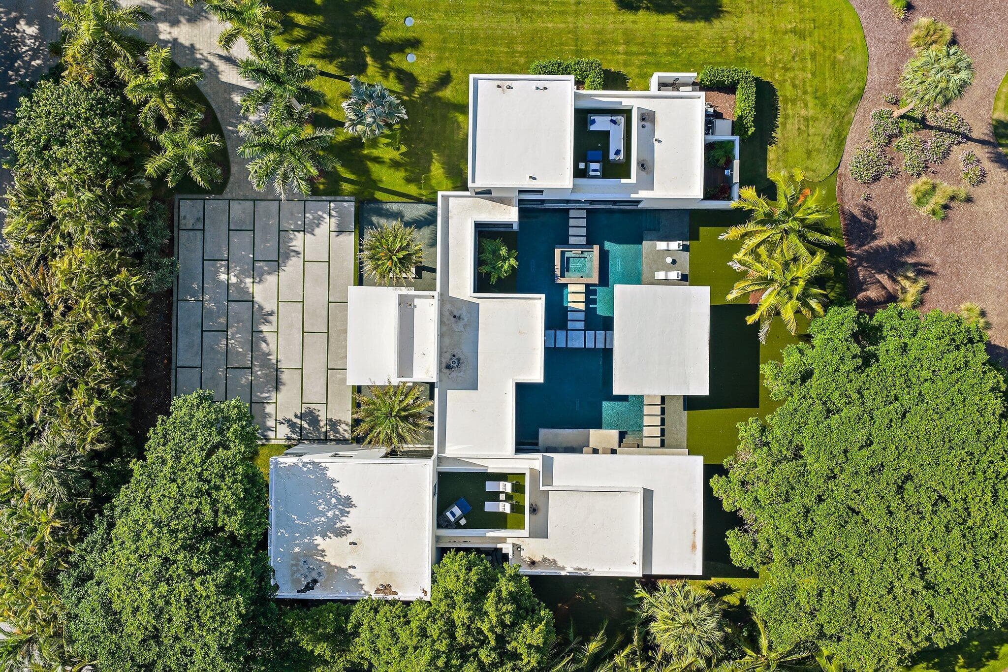 12 Beach Jupiter Island FL 33455 — thumbnail 51 of 66