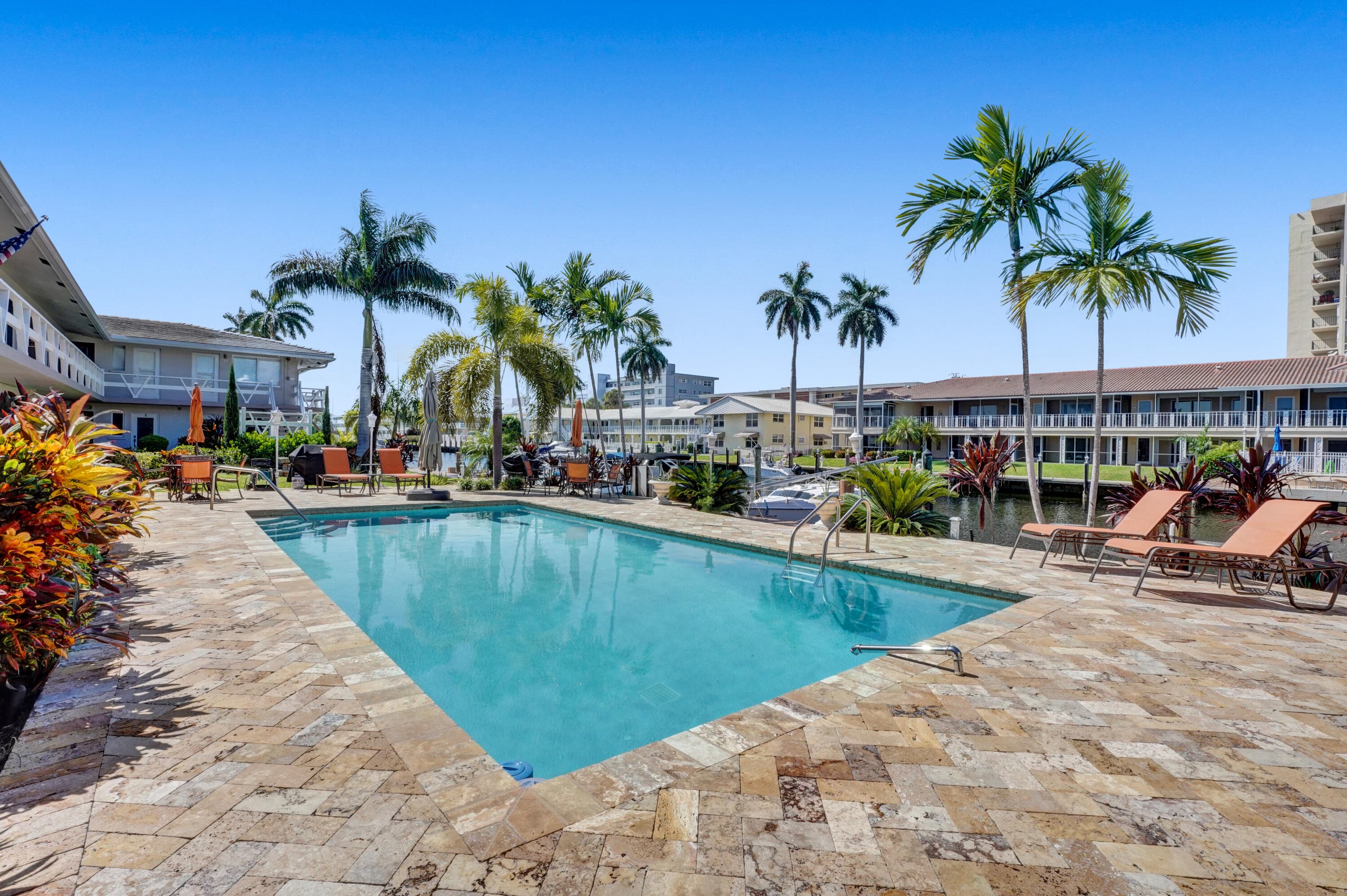 2857 32nd #8 Fort Lauderdale FL 33306 — thumbnail 18 of 32