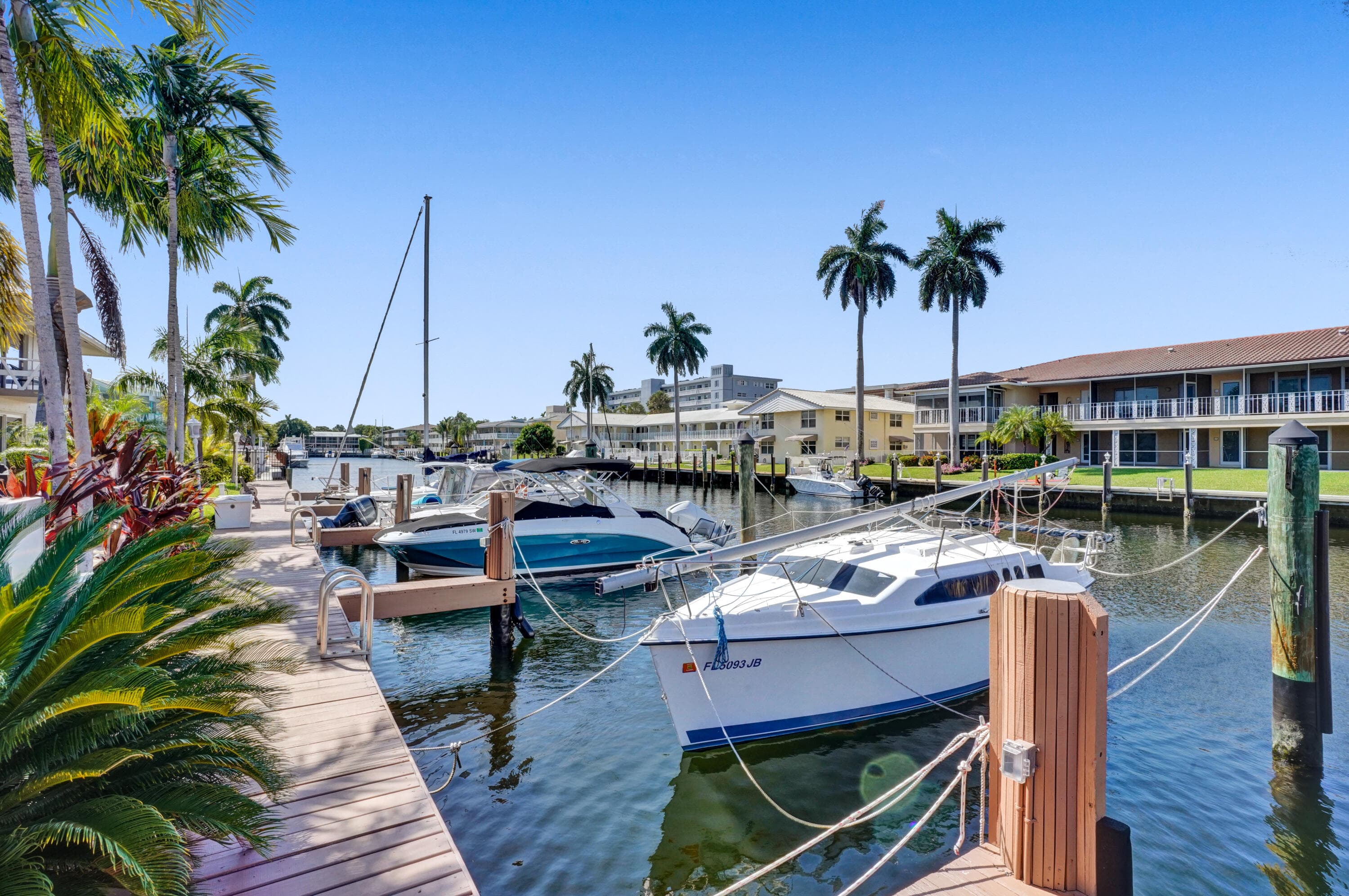 2857 32nd #8 Fort Lauderdale FL 33306 — thumbnail 25 of 32