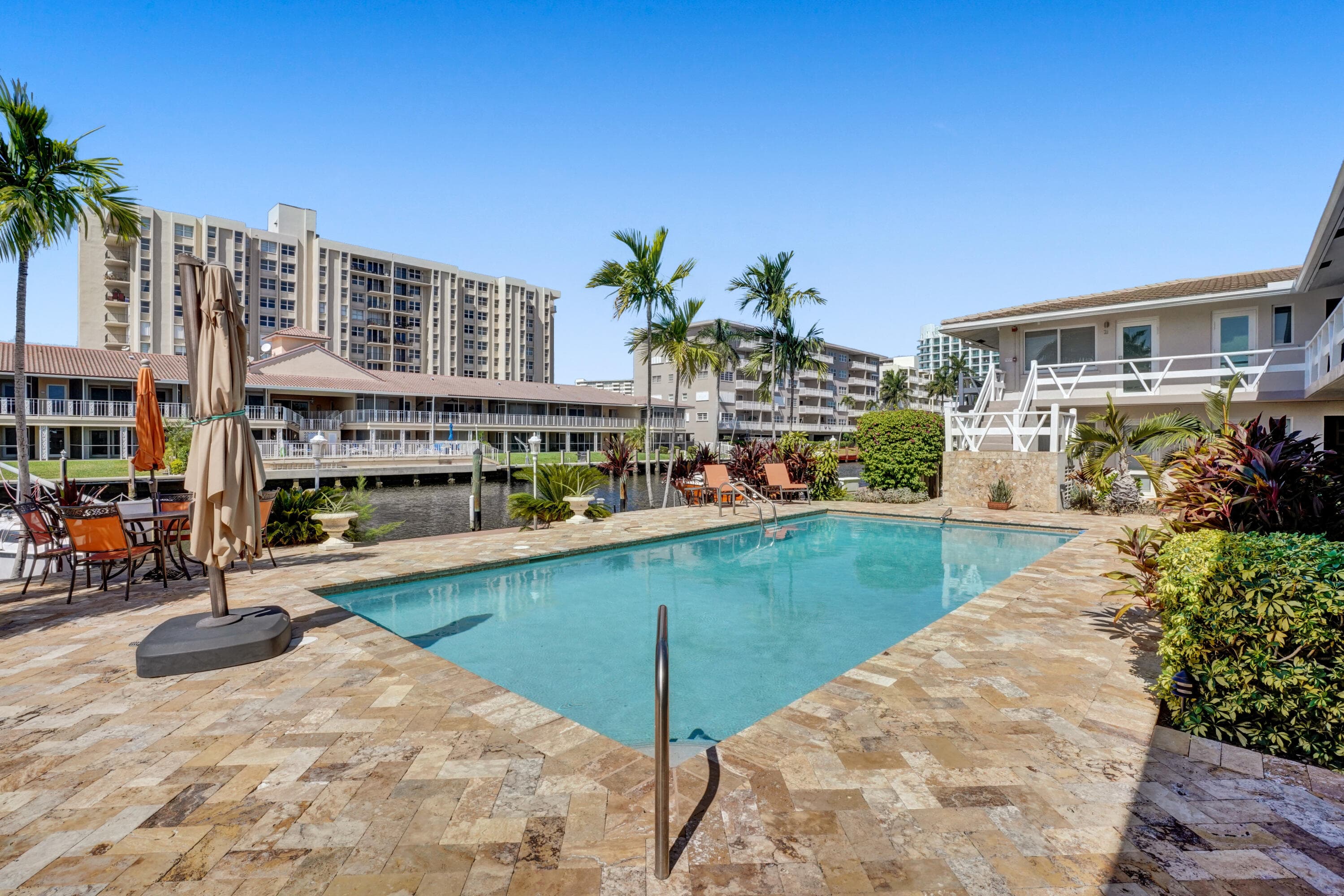 2857 32nd #8 Fort Lauderdale FL 33306 — thumbnail 29 of 32