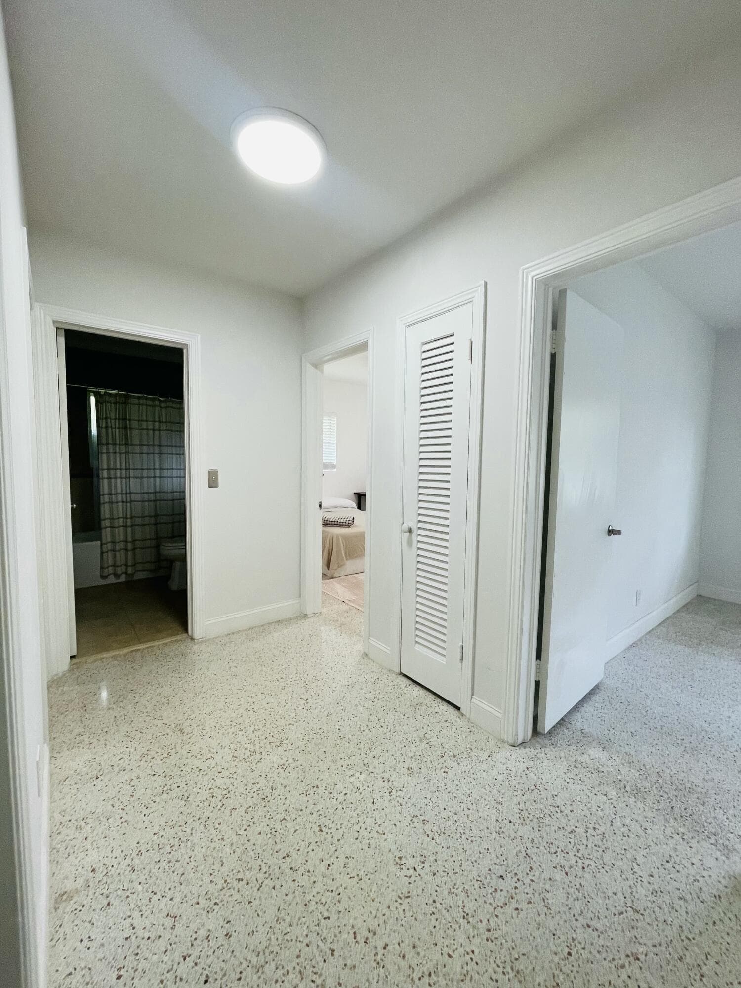 8895 Bates Palm Beach Gardens FL 33418 — thumbnail 32 of 92