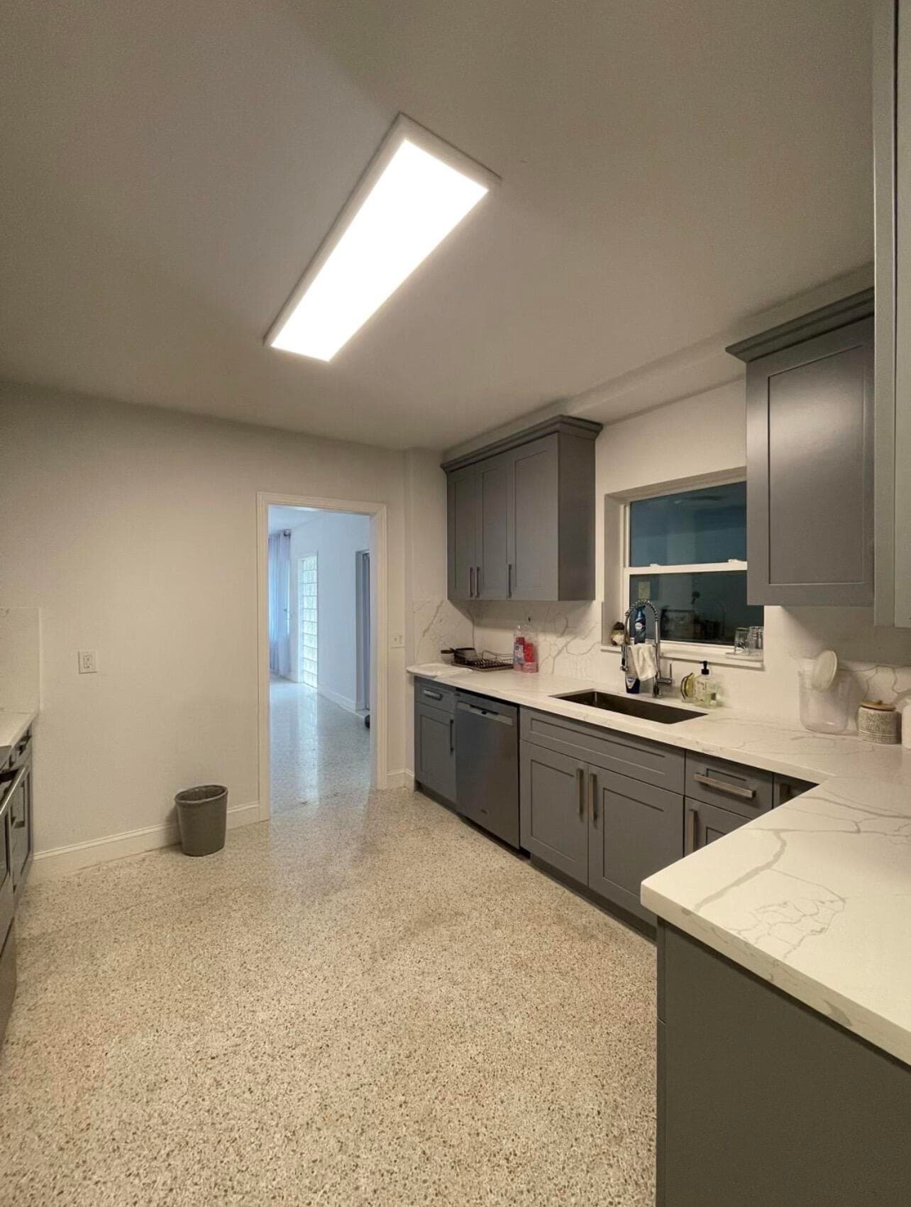 8895 Bates Palm Beach Gardens FL 33418 — thumbnail 21 of 92