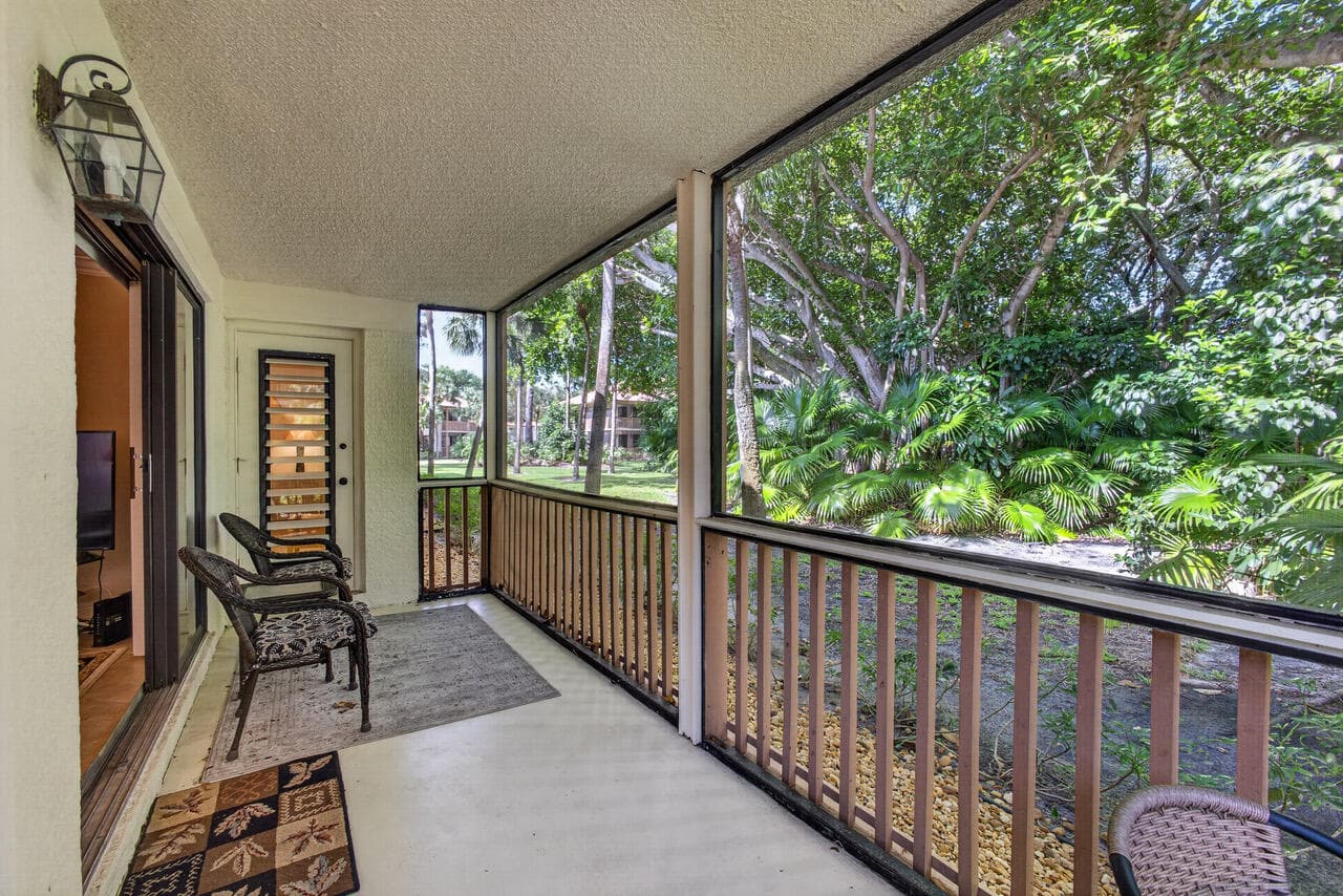 112 Brackenwood Palm Beach Gardens FL 33418 — thumbnail 25 of 33