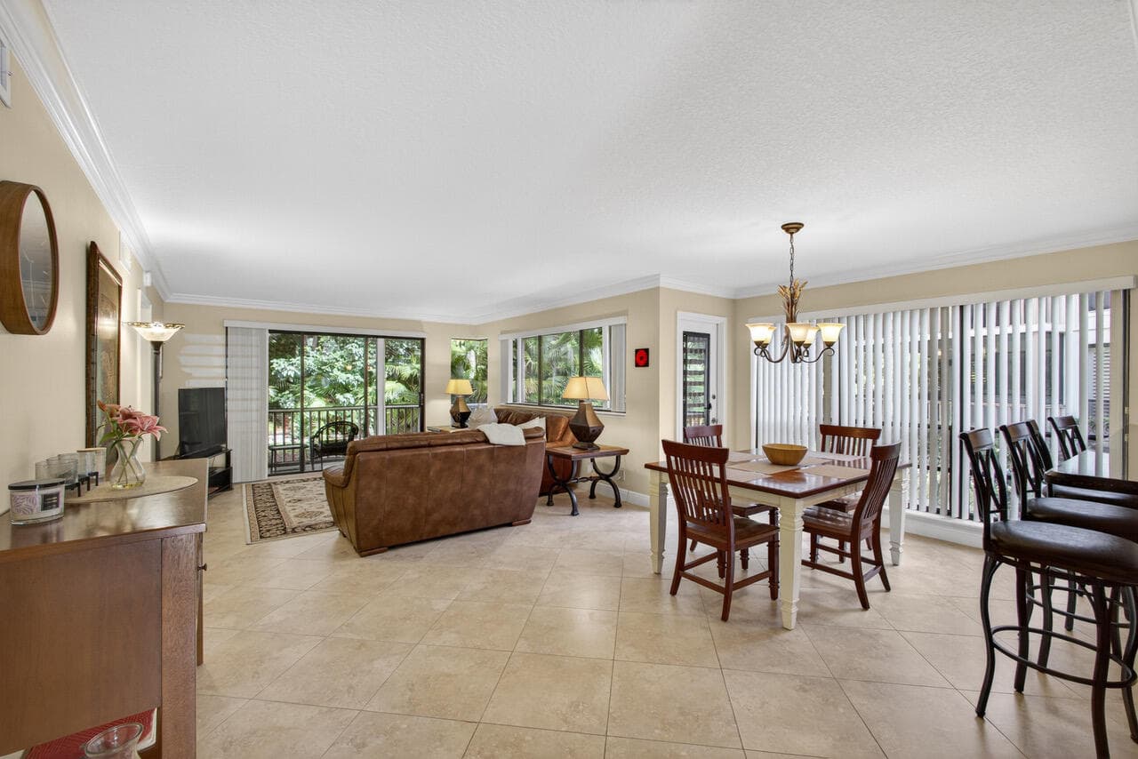 112 Brackenwood Palm Beach Gardens FL 33418 — thumbnail 11 of 33