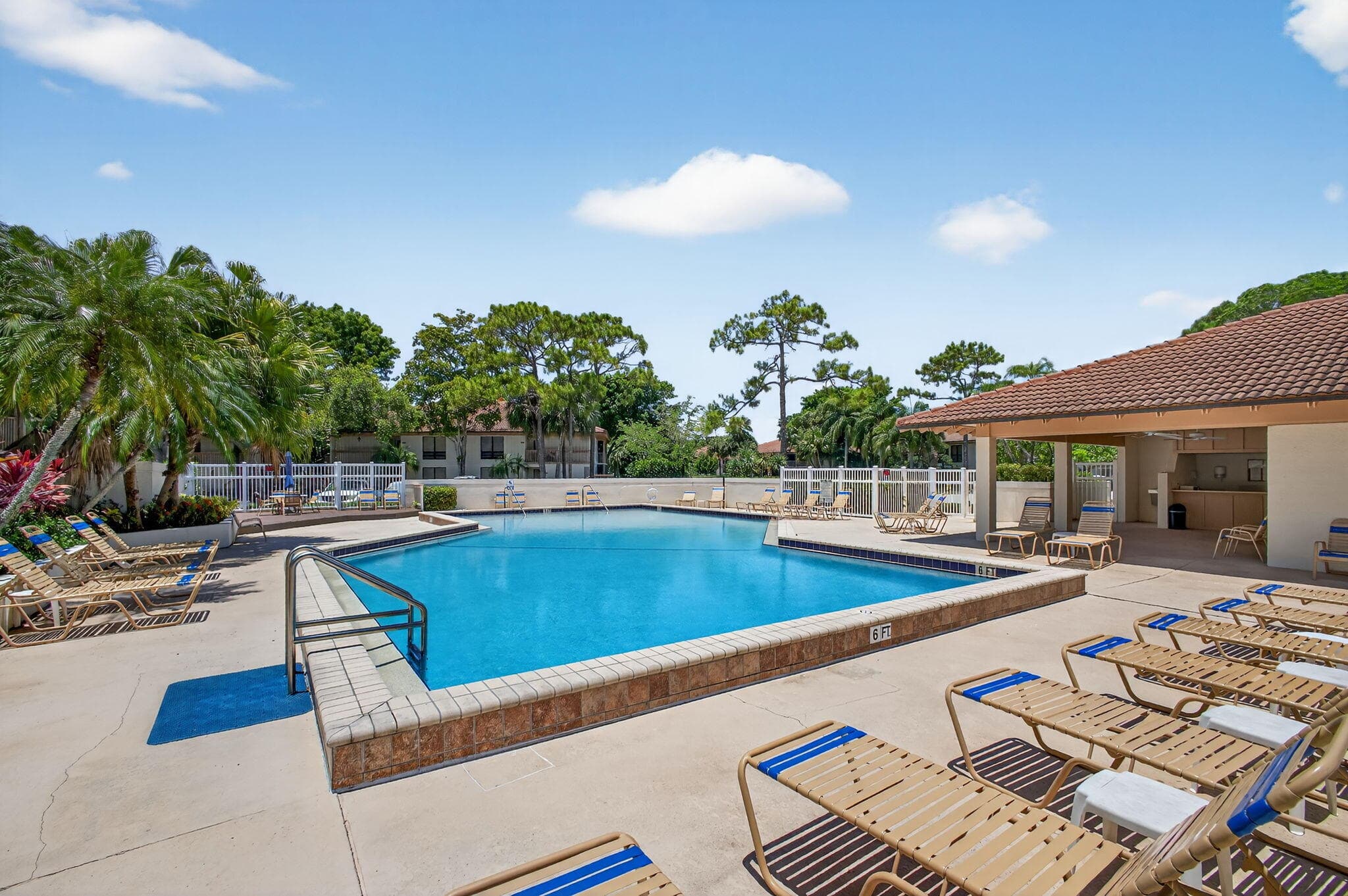 112 Brackenwood Palm Beach Gardens FL 33418 — thumbnail 33 of 33