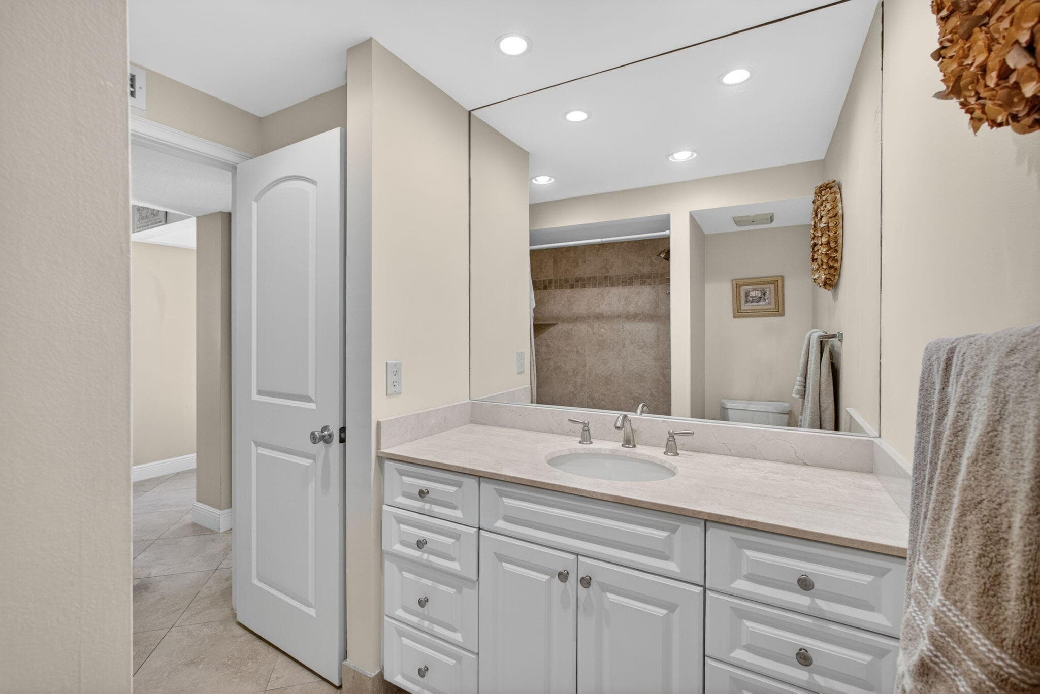 112 Brackenwood Palm Beach Gardens FL 33418 — thumbnail 23 of 33