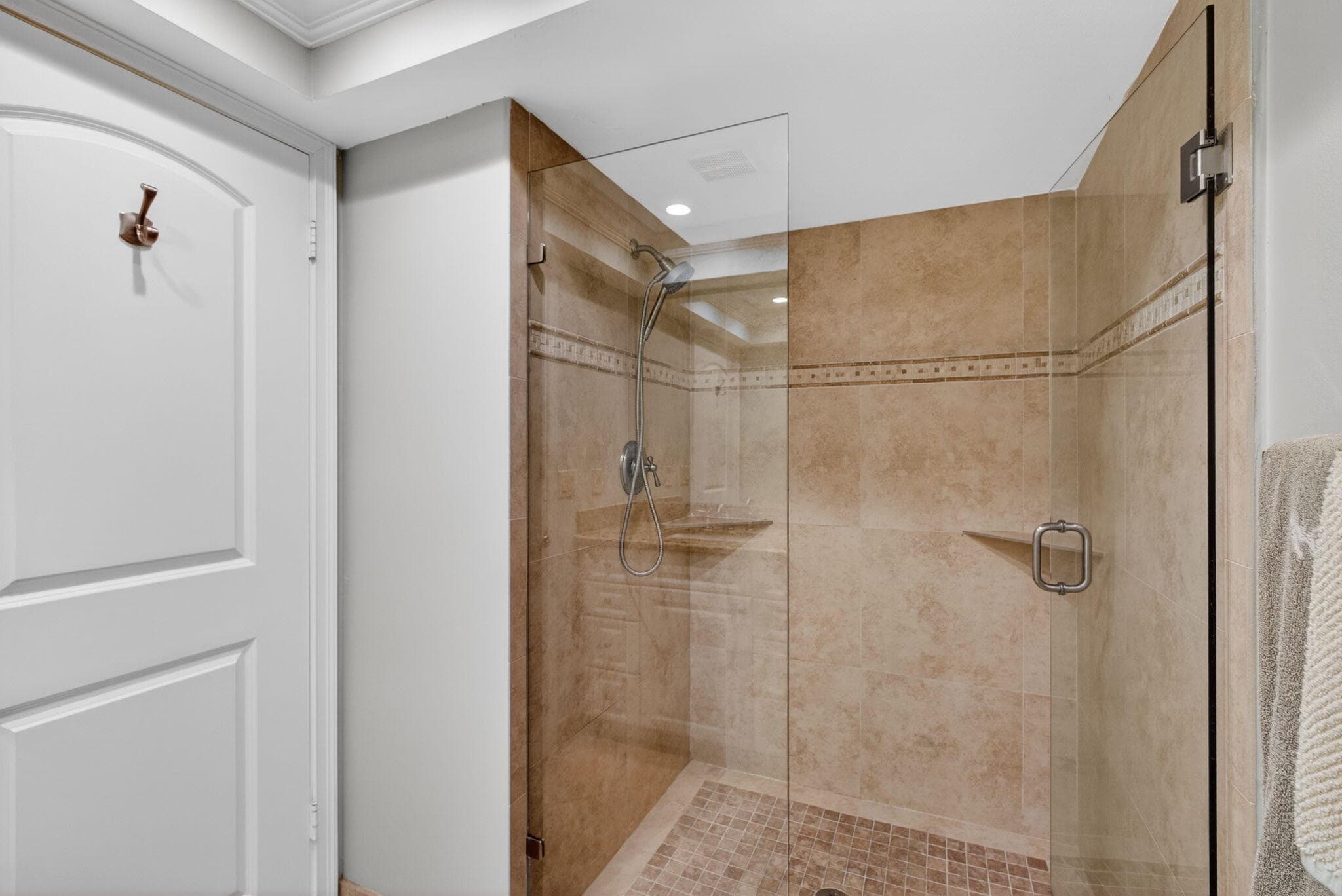 112 Brackenwood Palm Beach Gardens FL 33418 — thumbnail 15 of 33