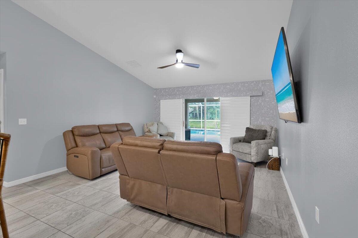 249 Whitmore Port St. Lucie FL 34984 — thumbnail 37 of 62