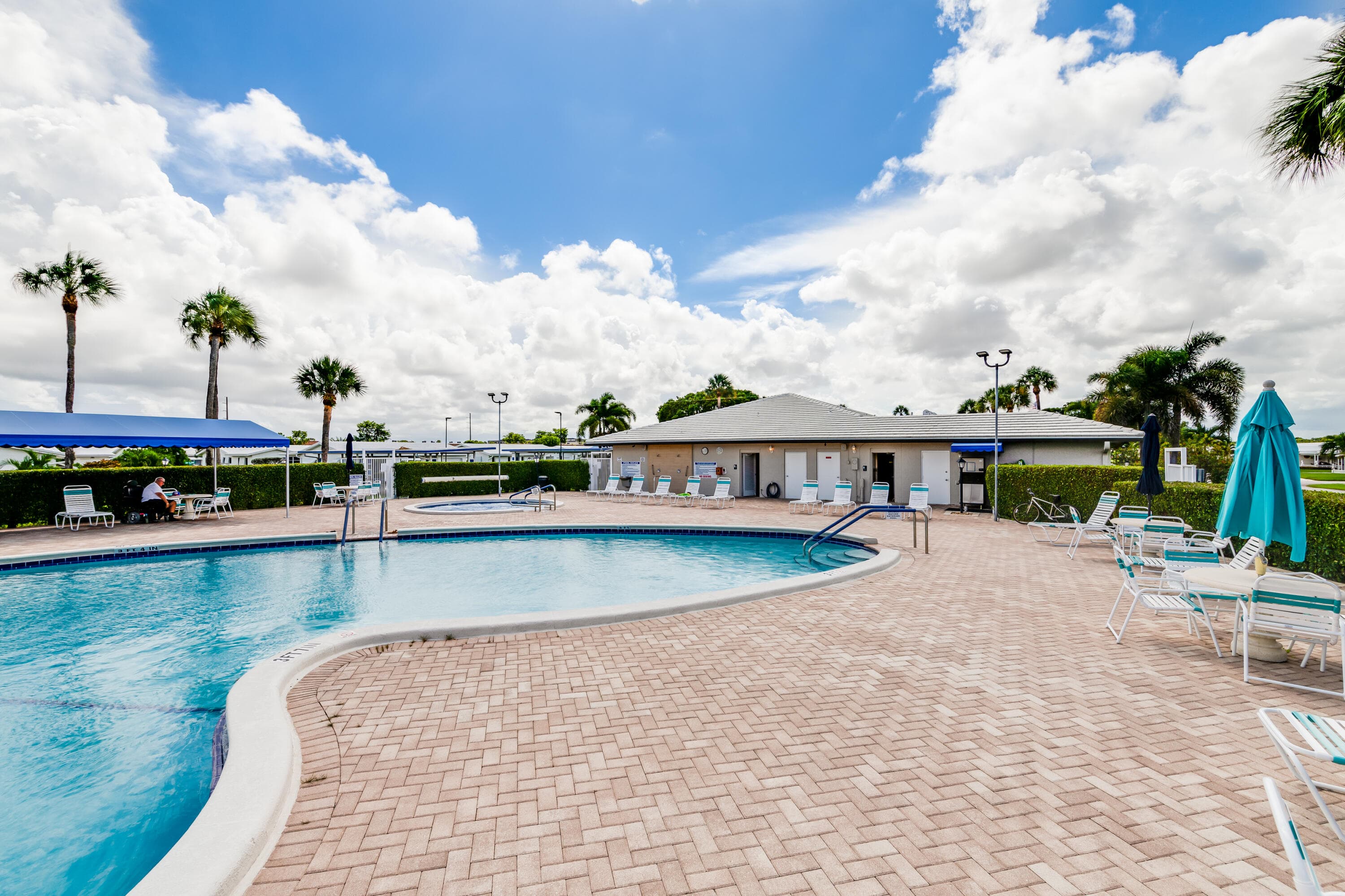100 Leisure Lake #109 Boynton Beach FL 33426 — thumbnail 54 of 64