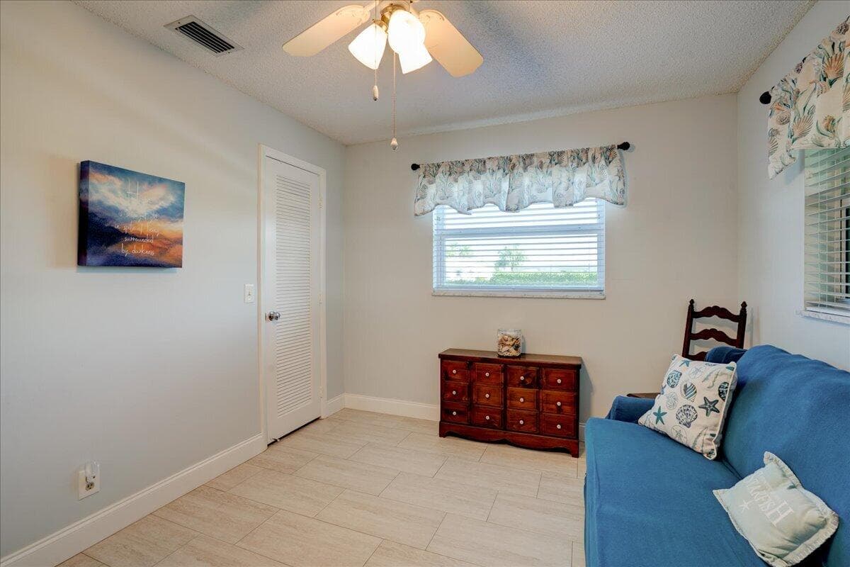 100 Leisure Lake #109 Boynton Beach FL 33426 — thumbnail 26 of 64