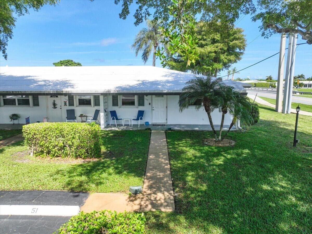 100 Leisure Lake #109 Boynton Beach FL 33426 — thumbnail 34 of 64