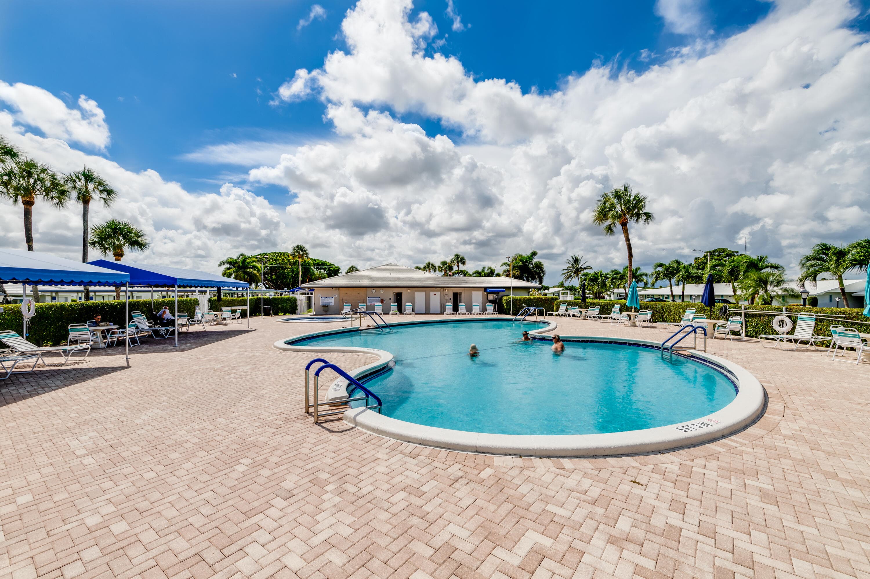 100 Leisure Lake #109 Boynton Beach FL 33426 — thumbnail 53 of 64