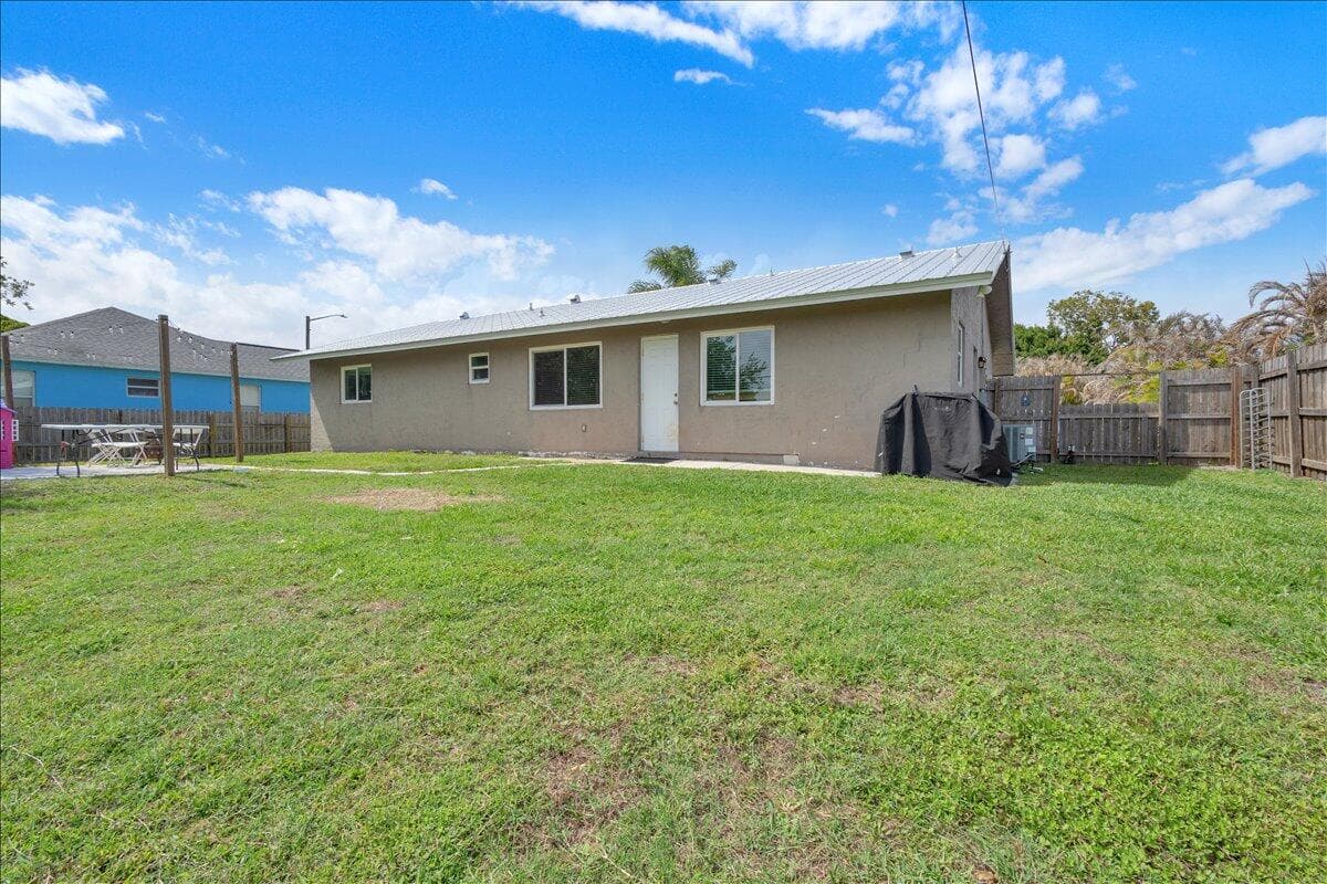 956 Browning Port St. Lucie FL 34983 — thumbnail 46 of 59