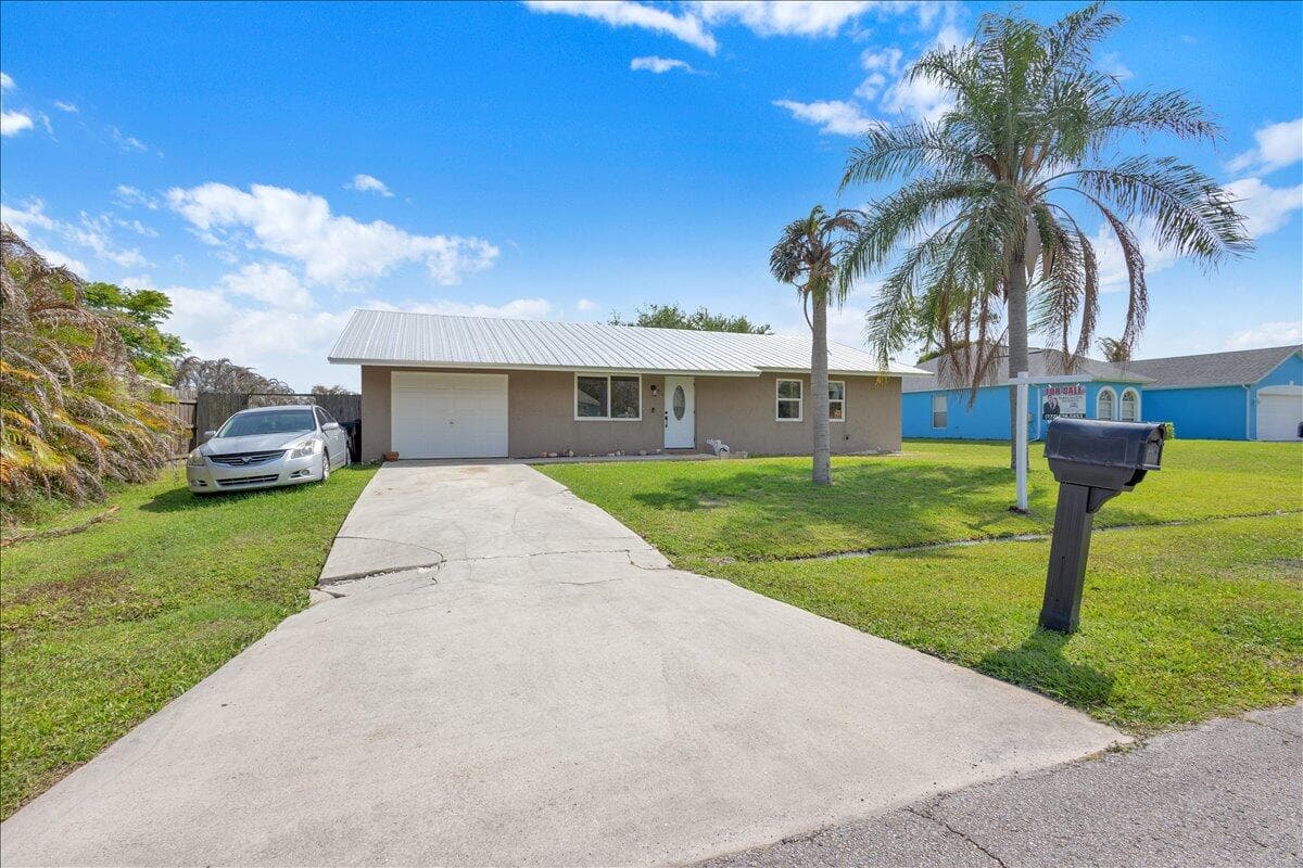 956 Browning Port St. Lucie FL 34983 — thumbnail 45 of 59