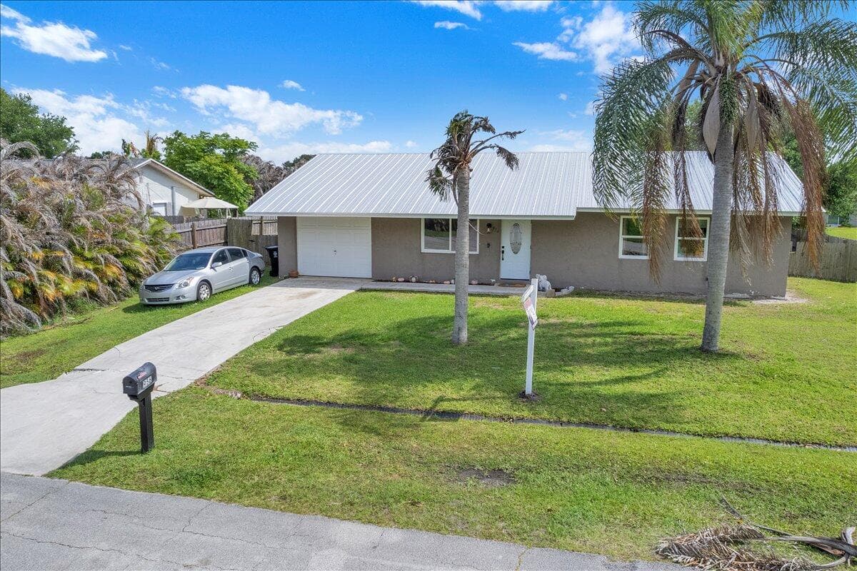 956 Browning Port St. Lucie FL 34983 — thumbnail 50 of 59