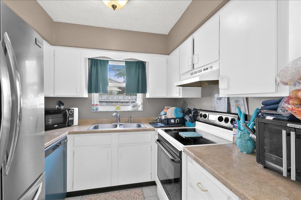 956 Browning Port St. Lucie FL 34983 — thumbnail 22 of 59