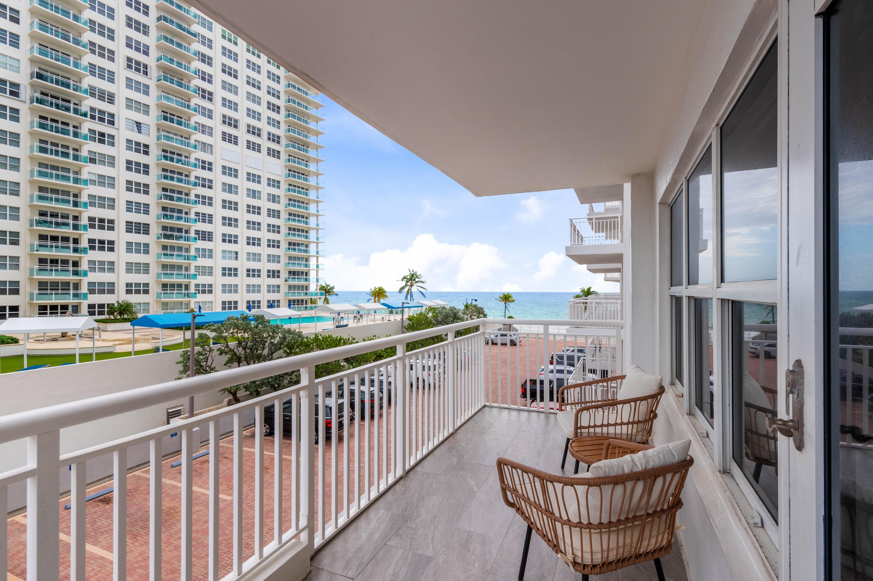 3850 Galt Ocean #308 Fort Lauderdale FL 33308 — thumbnail 12 of 41