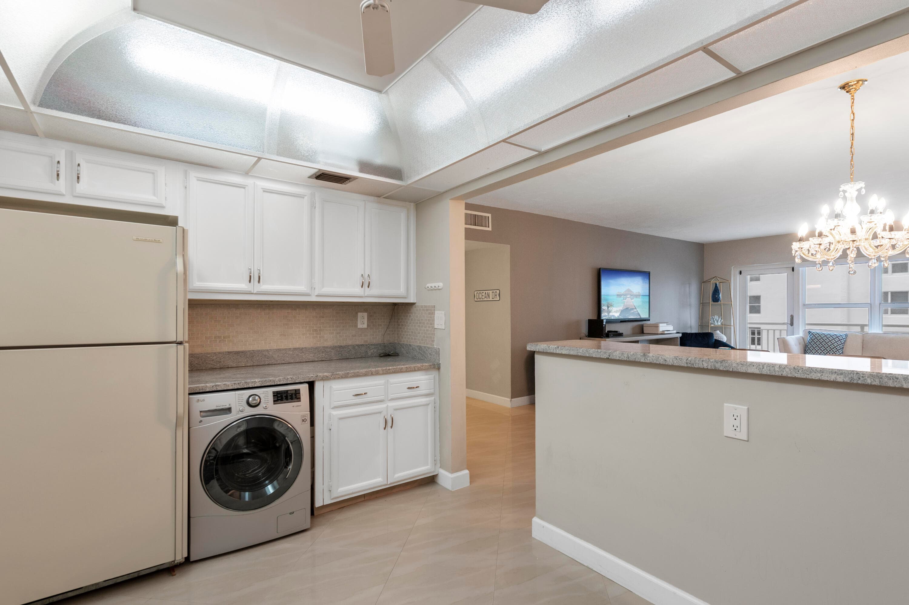3850 Galt Ocean #308 Fort Lauderdale FL 33308 — thumbnail 30 of 41