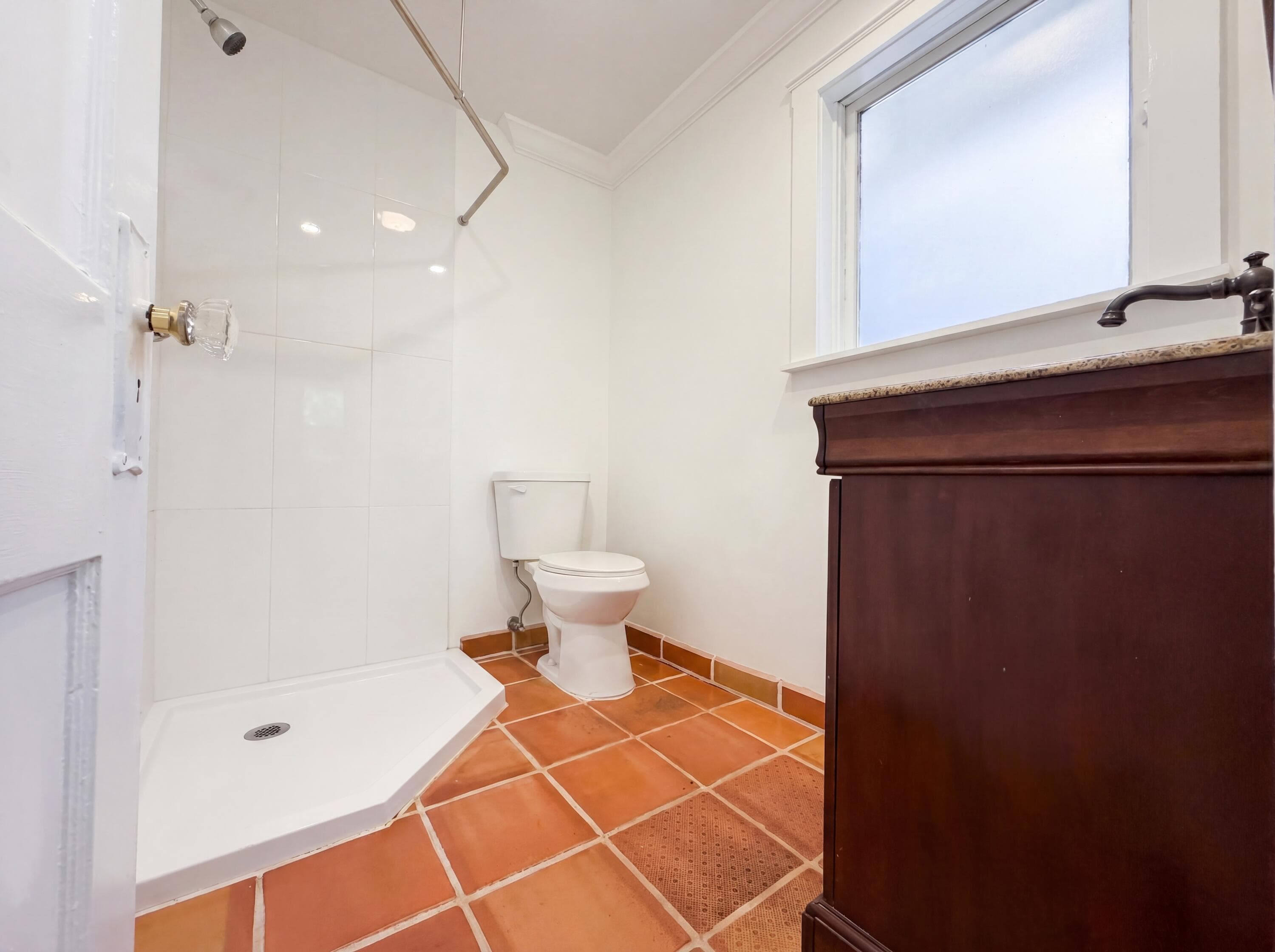 207 Ocean Breeze Lake Worth Beach FL 33460 — thumbnail 23 of 32