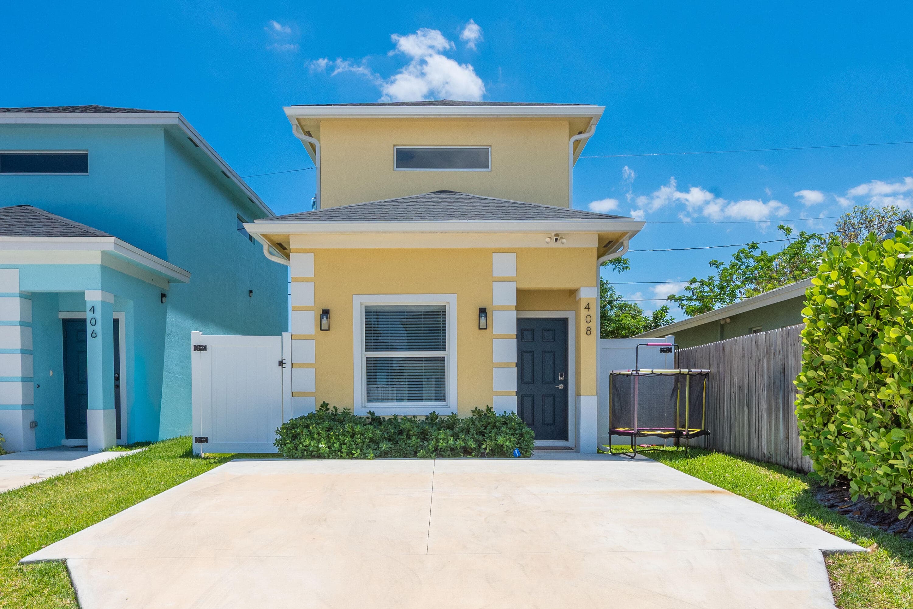 408 12th Boynton Beach FL 33435 — photo 1