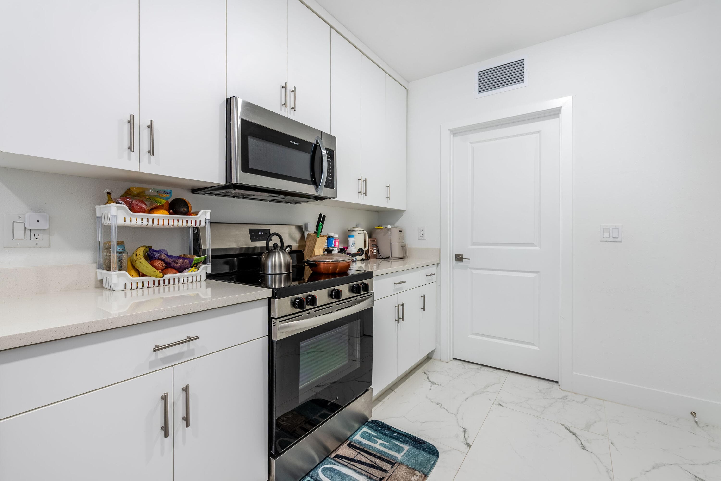 408 12th Boynton Beach FL 33435 — thumbnail 13 of 32