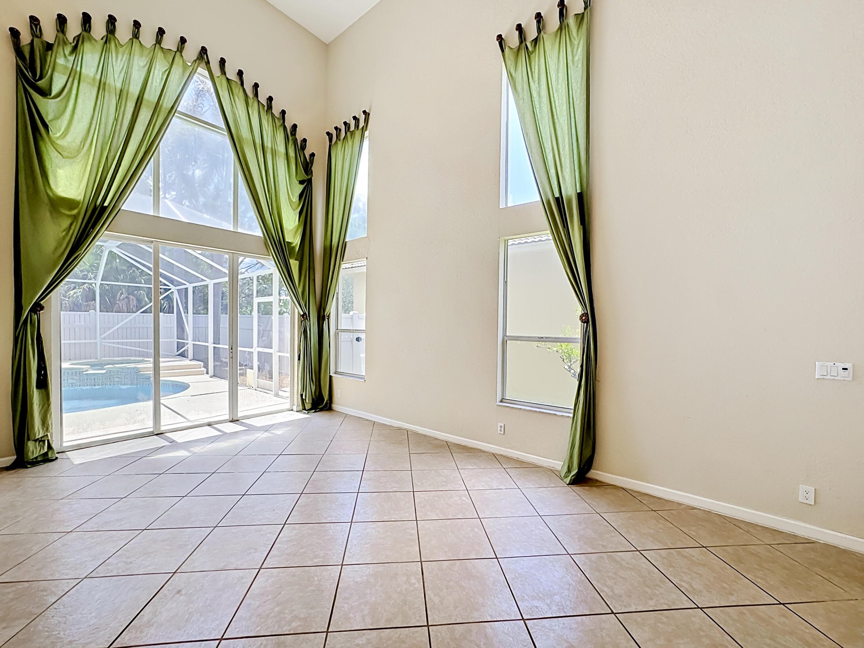 5747 Sunberry Fort Pierce FL 34951 — thumbnail 11 of 74