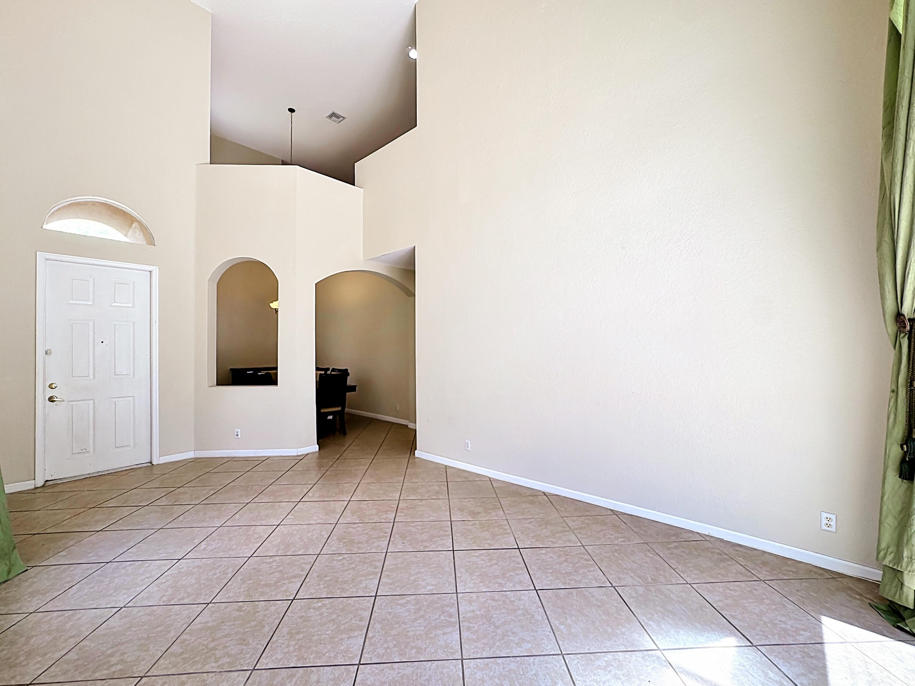 5747 Sunberry Fort Pierce FL 34951 — thumbnail 15 of 74